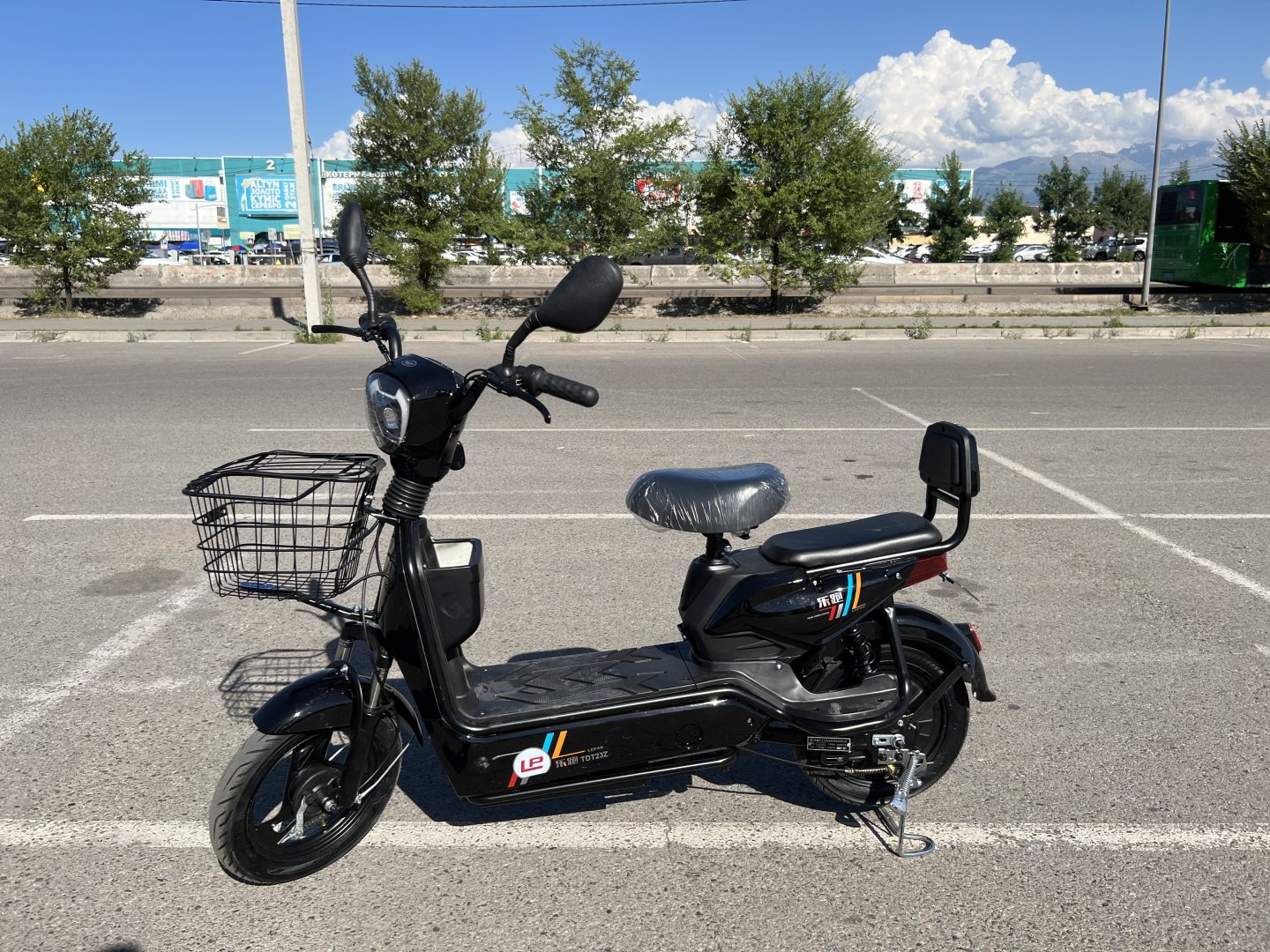 Электровелосипед JORGATAY LP TDT23Z 14 дюйм 2022 10 дюймов черный