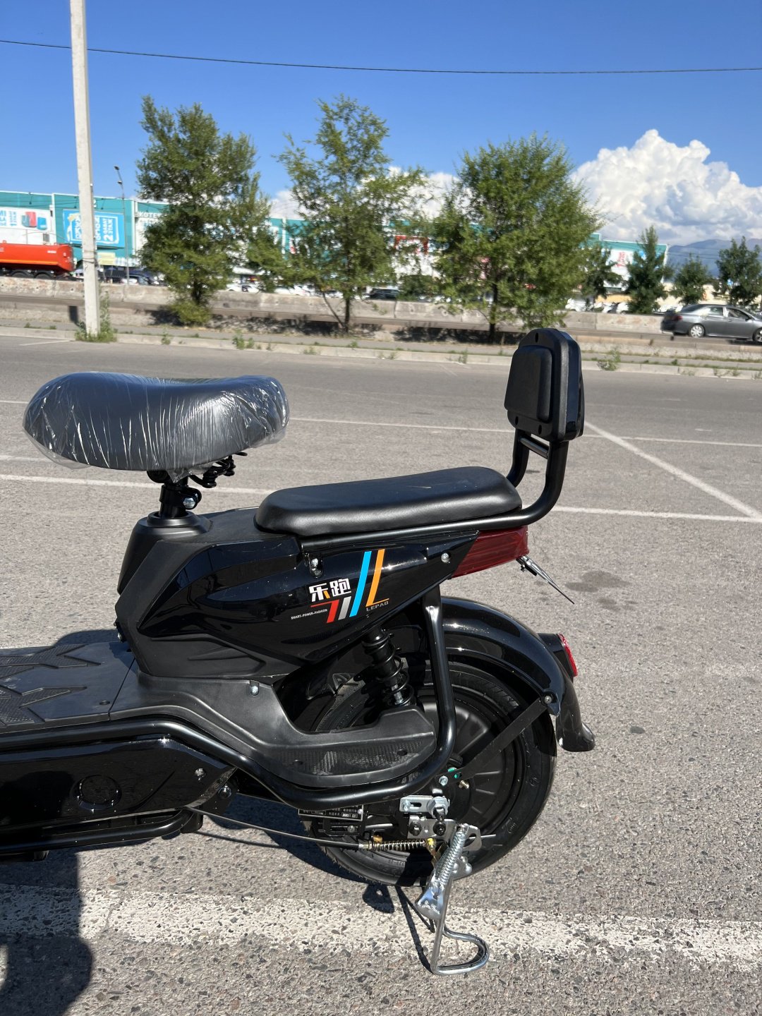 Электровелосипед JORGATAY LP TDT23Z 14 дюйм 2022 10 дюймов черный