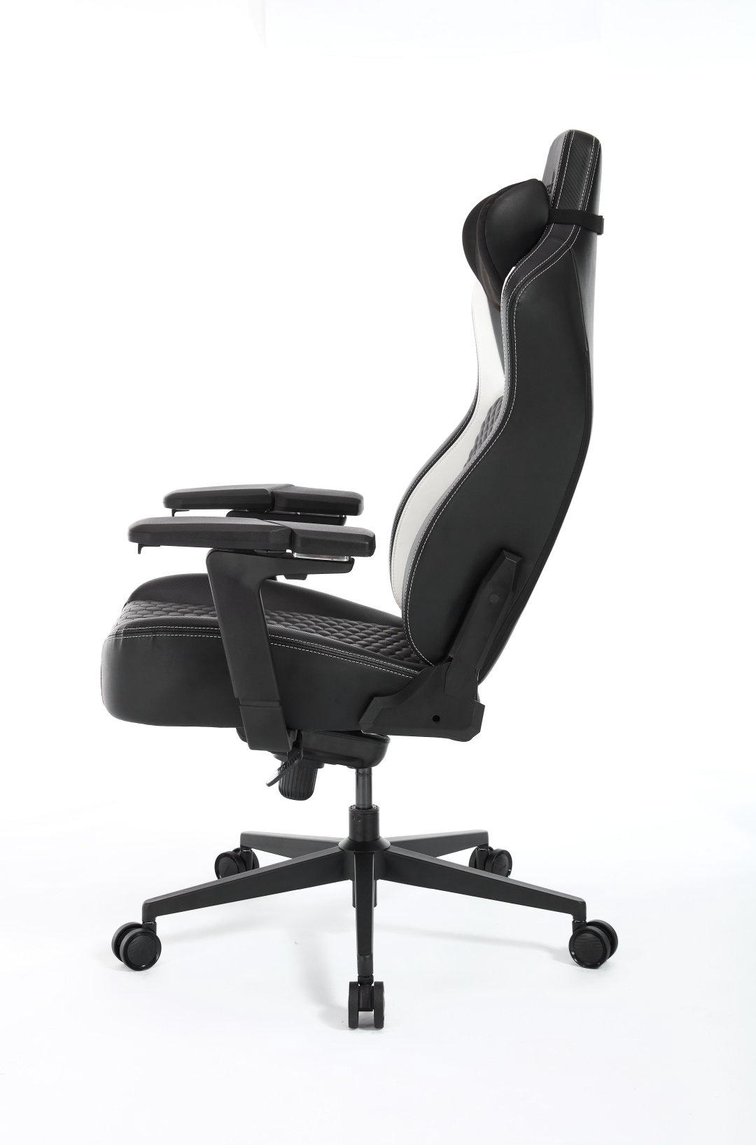 Игровое кресло AeroCool CROWN Pro Racer White, черный, белый - ForteMarket Игровое кресло AeroCool CROWN Pro Racer White, черный, белый купить,228476