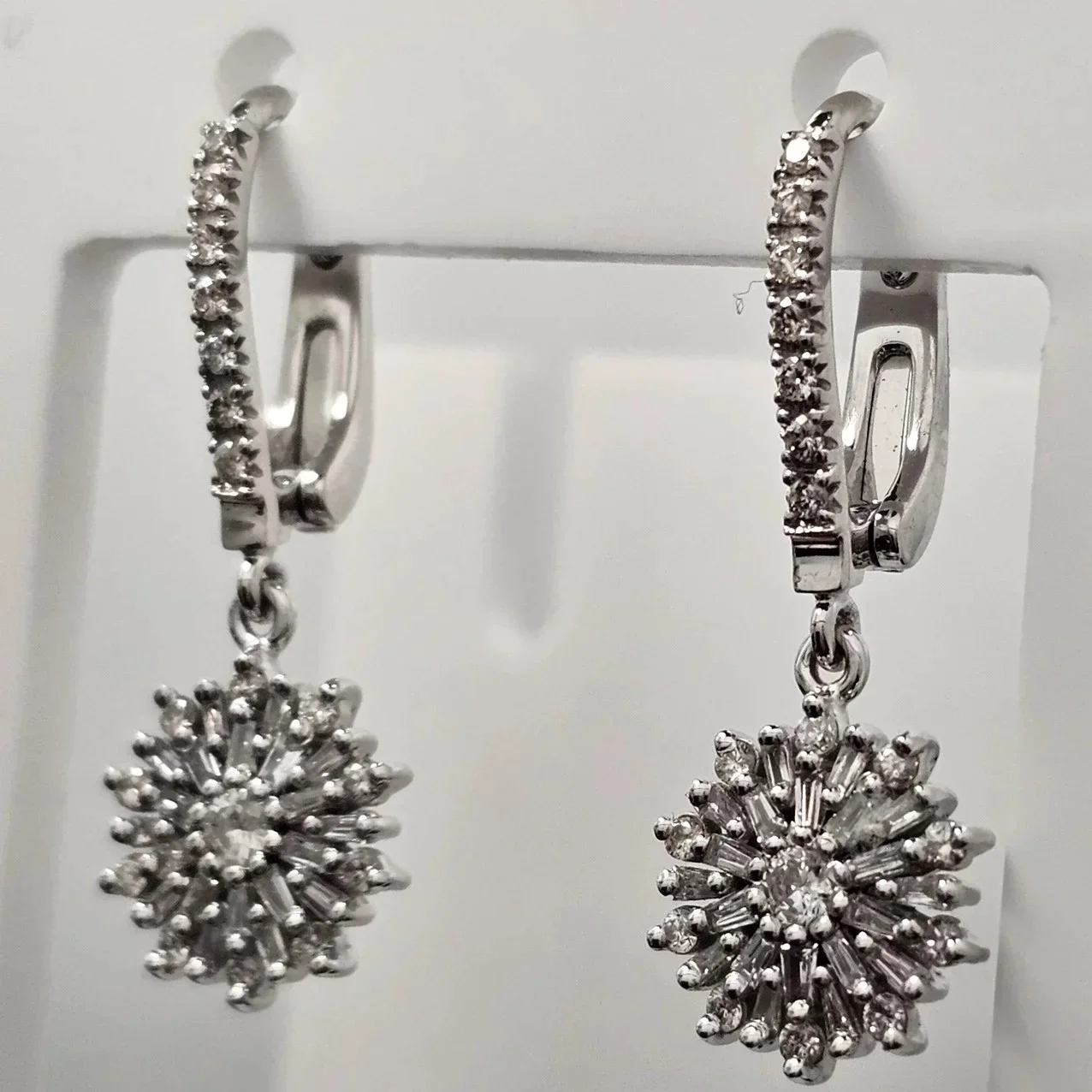 Комплект Deimantas 115238662 18р 0,15ct 0,21ct 0,34ct 0,34ct. купить,NaN