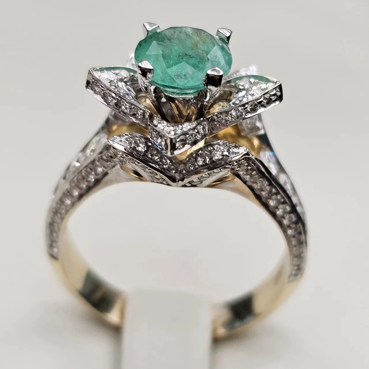 Кольцо Deimantas 115290748 18р 1,10ct 1,21ct. купить,NaN