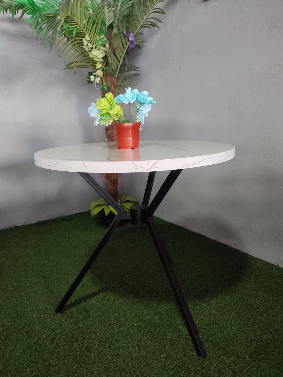 Обеденный стол Samruk Mebel КАДИ, 80х80x76 см, ЛДСП, МДФ, белый купить,NaN