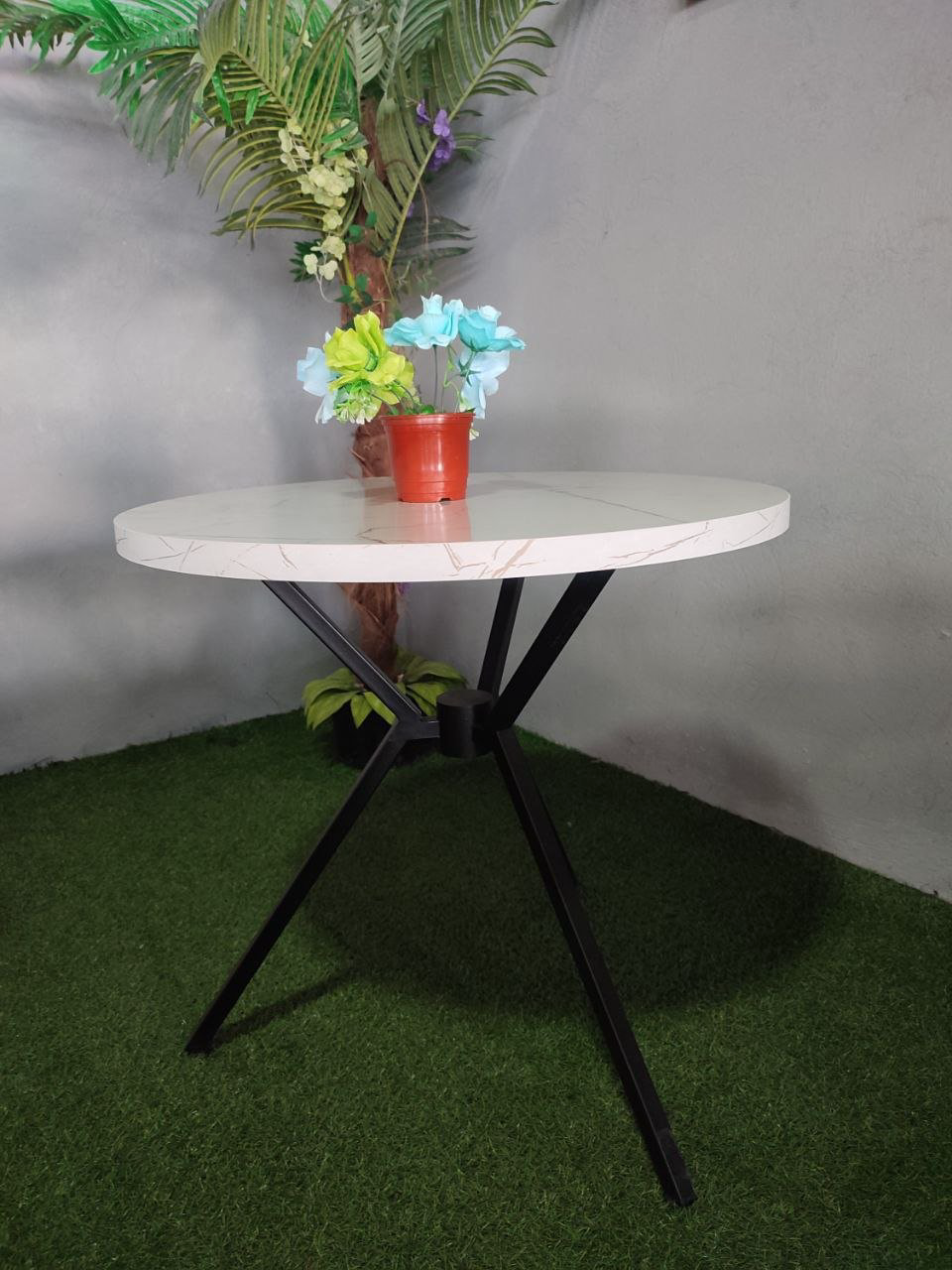 Обеденный стол Samruk Mebel КАДИ, 80х80x76 см, ЛДСП, МДФ, белый купить,NaN