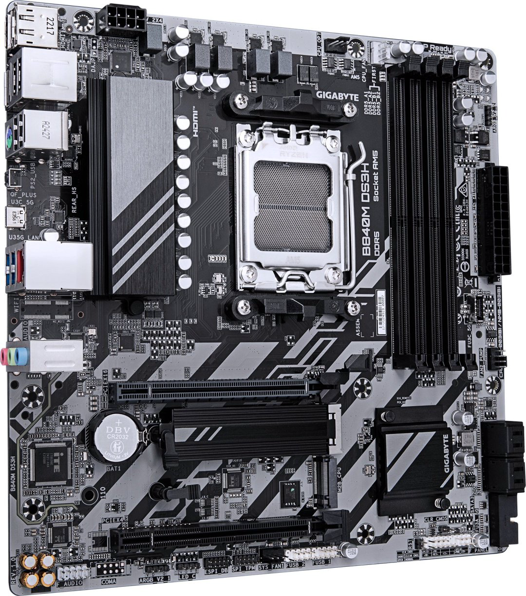 Материнская плата GIGABYTE B840M DS3H
