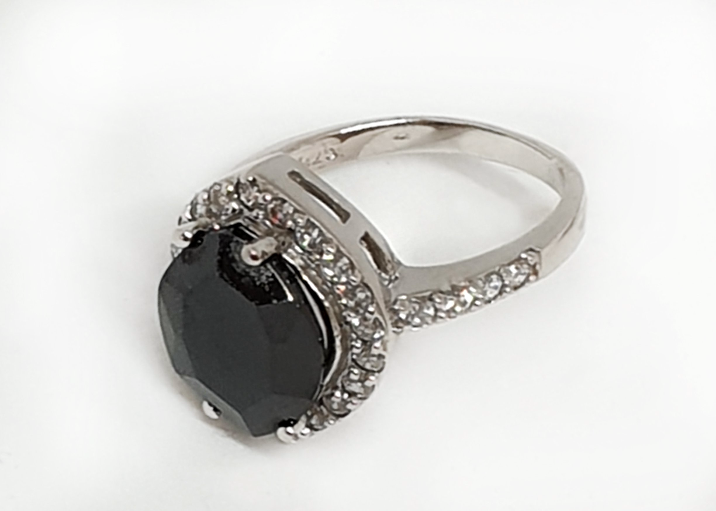 Кольцо Мастер Клио 23К92062 17р 4,9гр. купить,15300