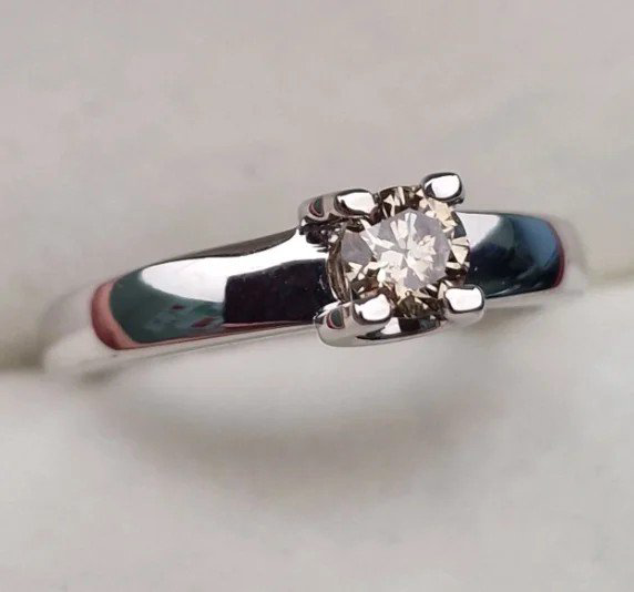 Комплект Deimantas 107467030 0,27ct 0,48ct. купить,NaN
