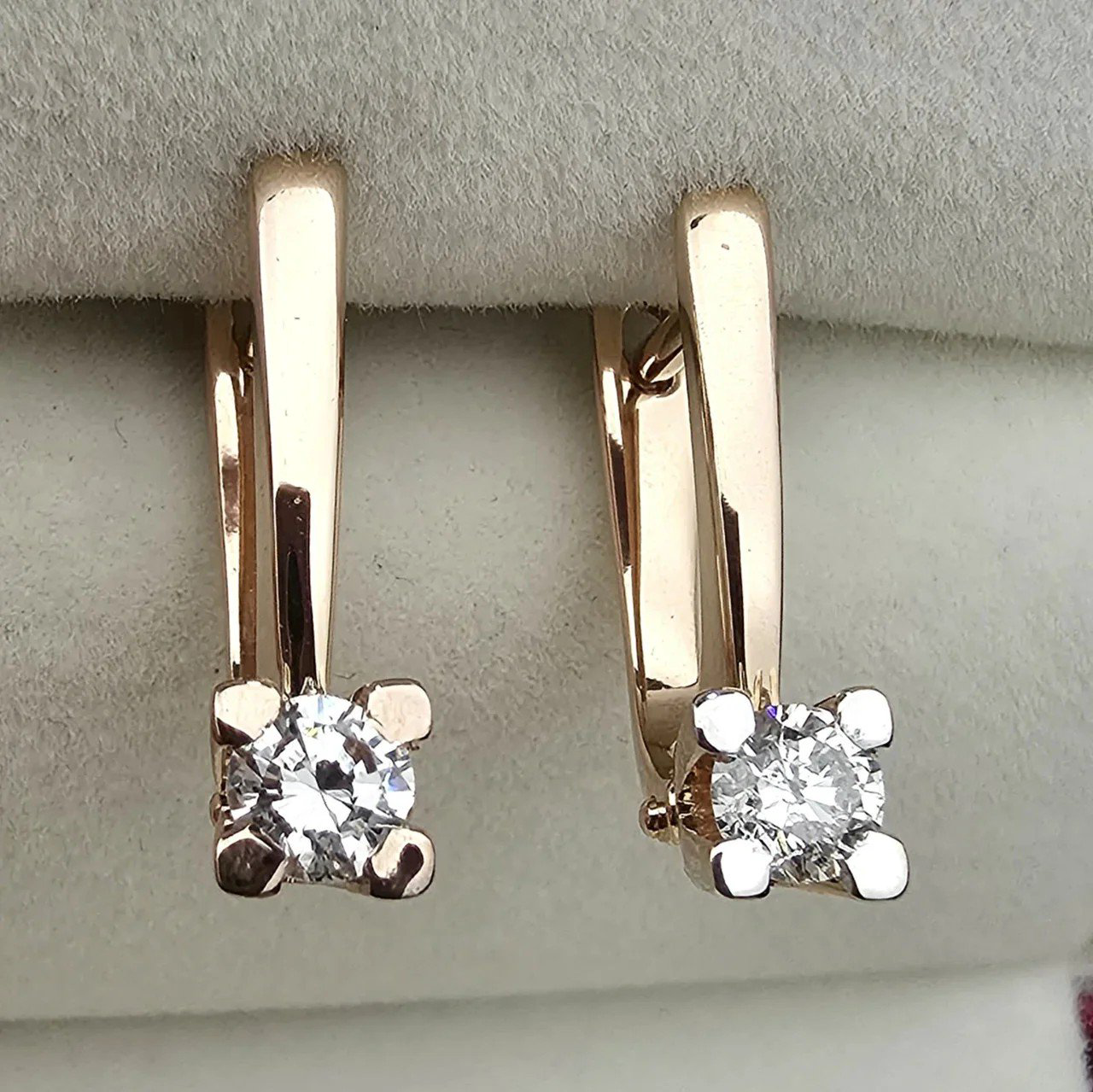 Серьги Deimantas 107108060 2,98гр 0,392ct. купить,NaN