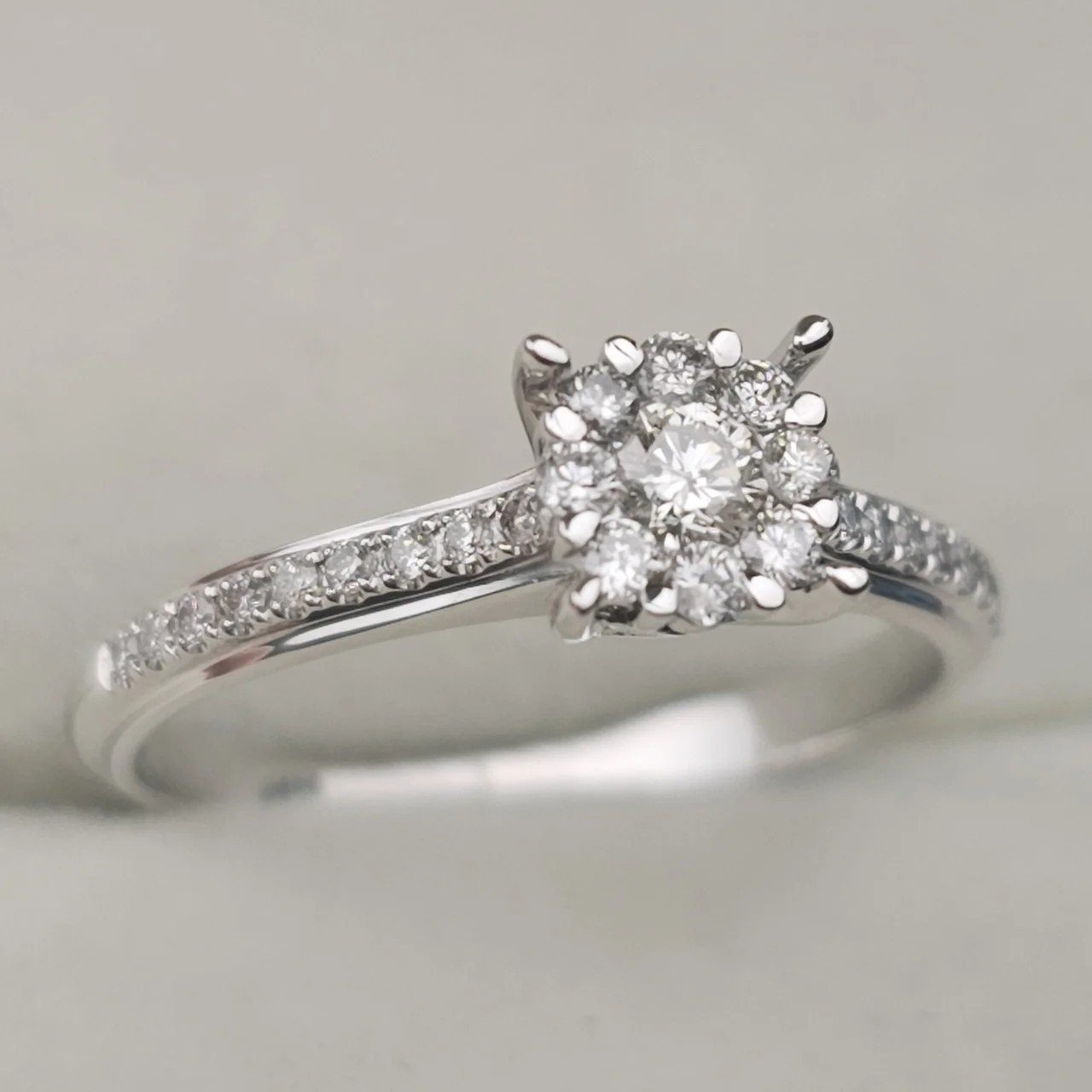Кольцо Deimantas 106864380 16,5р 1,91гр 0,3ct. купить,NaN