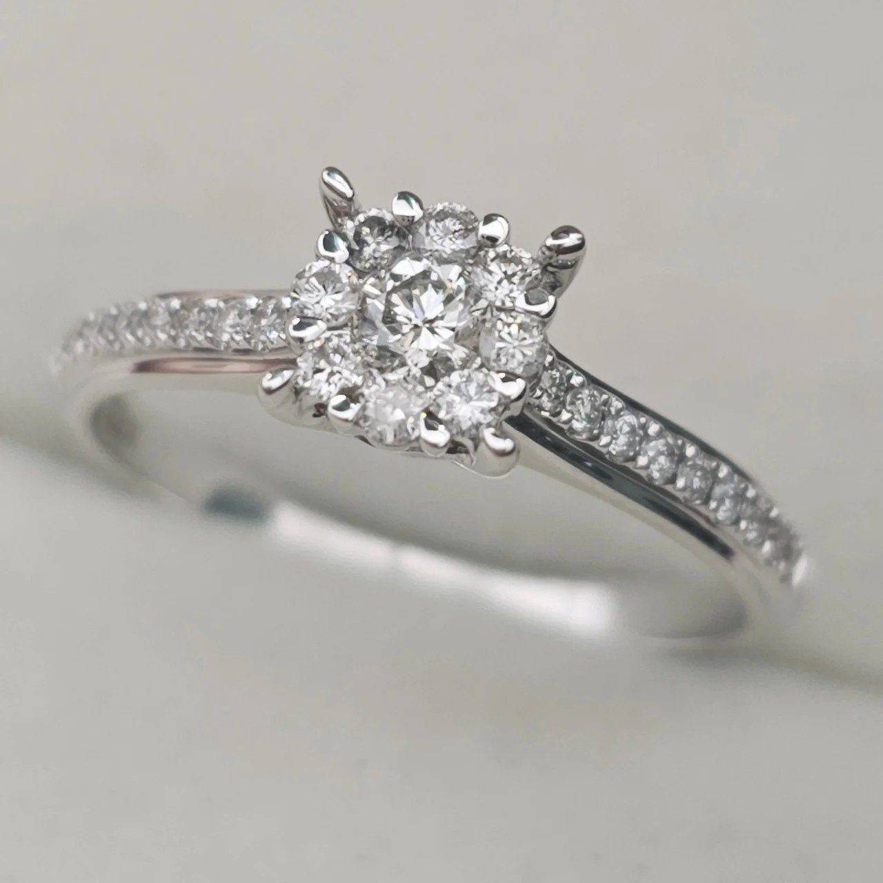 Кольцо Deimantas 106864380 16,5р 1,91гр 0,3ct. купить,NaN
