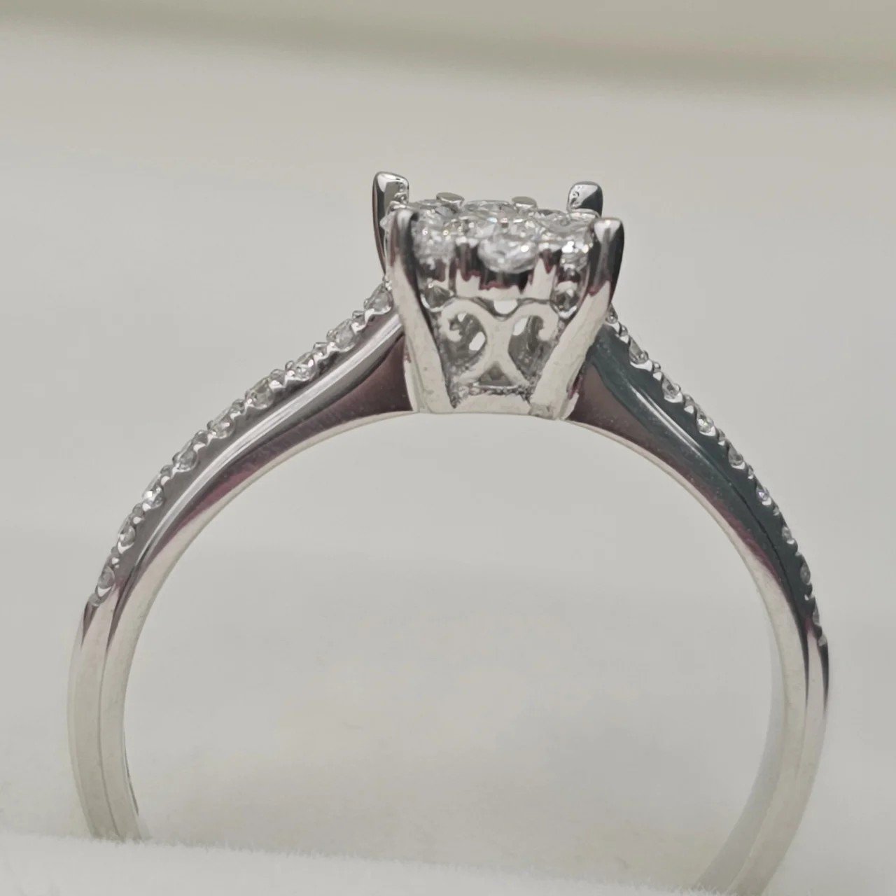 Кольцо Deimantas 106864380 16,5р 1,91гр 0,3ct. купить,NaN