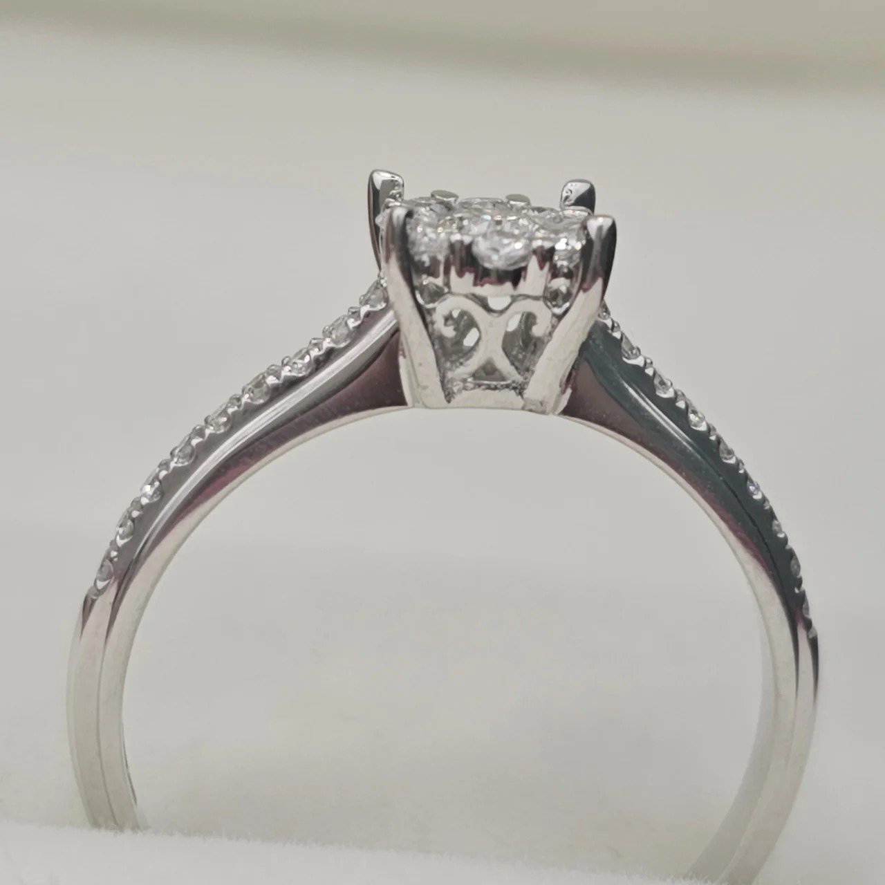 Кольцо Deimantas 106864380 16,5р 1,91гр 0,3ct. купить,NaN