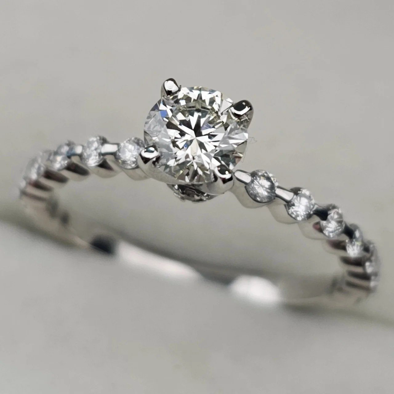 Кольцо Deimantas 107107958 17р 0,81гр 0,81ct. купить,NaN
