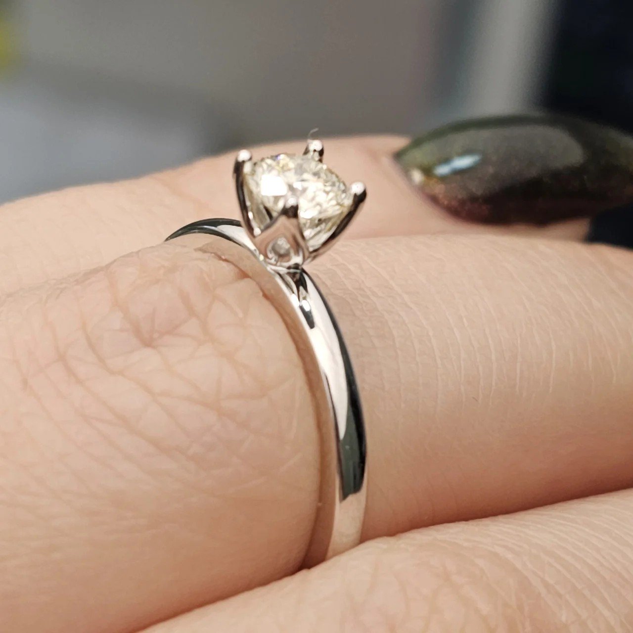 Кольцо Deimantas 106864246 16,5р 2,38гр 0,41ct. купить,NaN