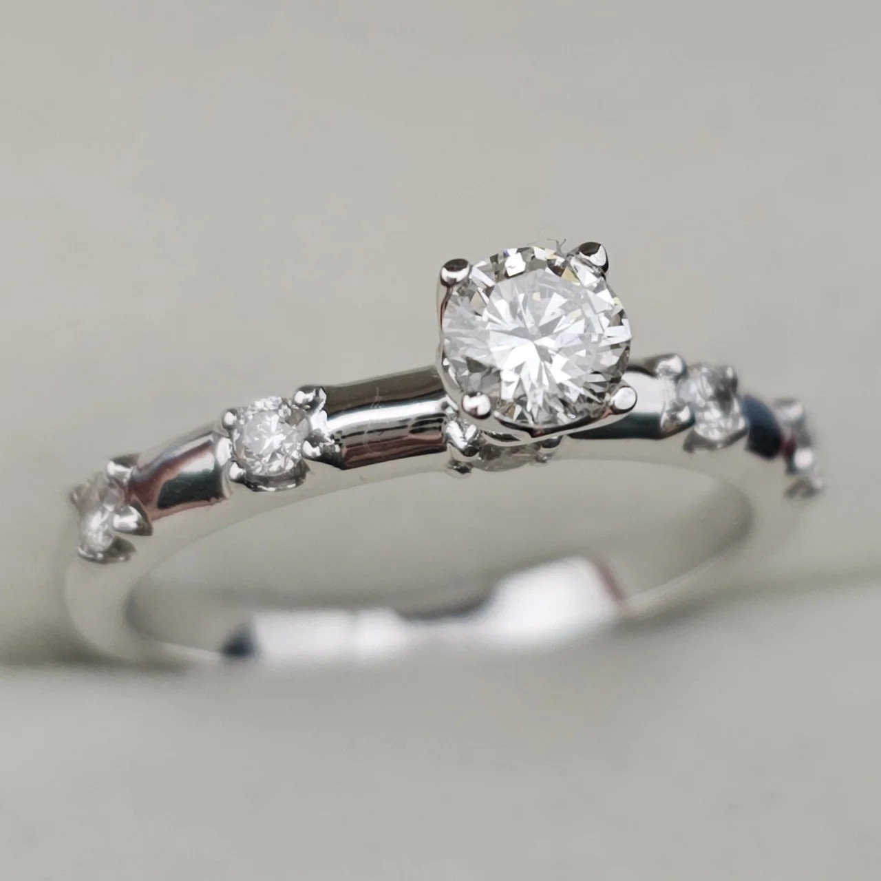 Кольцо Deimantas 106864369 16,5р 3,02гр 0,54ct. купить,NaN