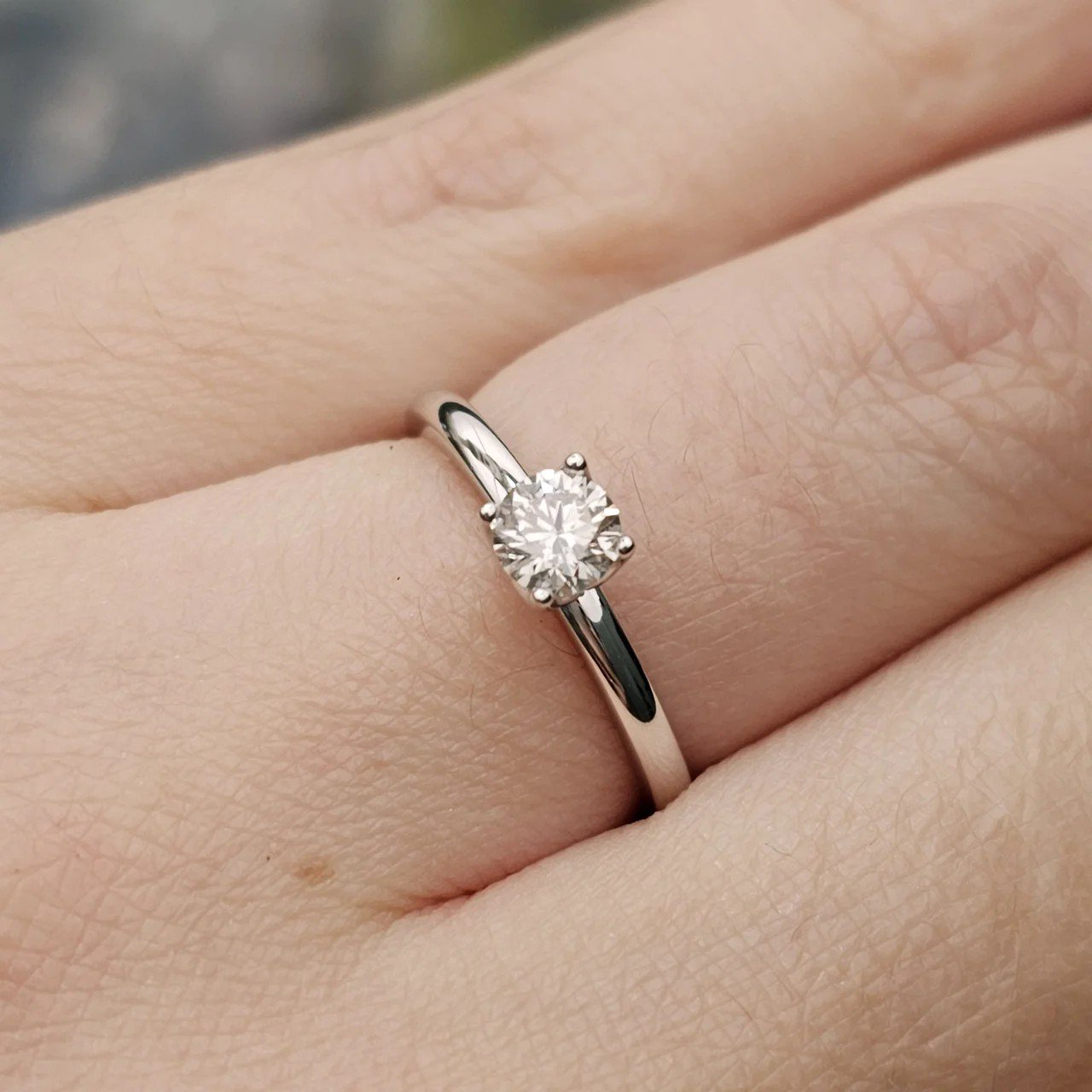 Кольцо Deimantas 106864206 16,5р 0,32гр 0,32ct. купить,NaN