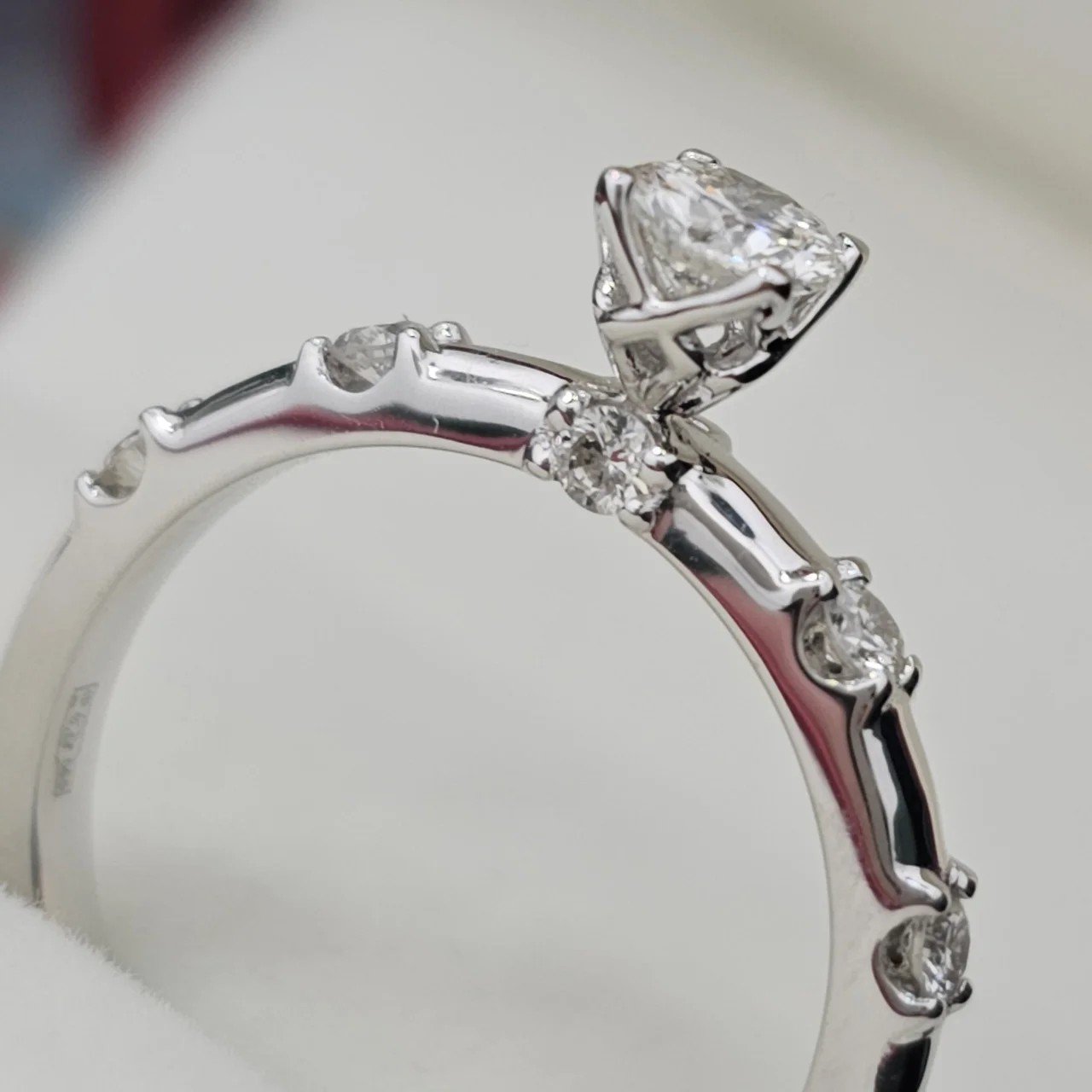 Кольцо Deimantas 106864369 16,5р 3,02гр 0,54ct. купить,NaN