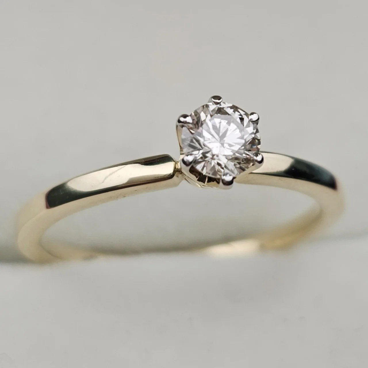 Кольцо Deimantas 106931539 17р 2гр 0,308ct. купить,NaN