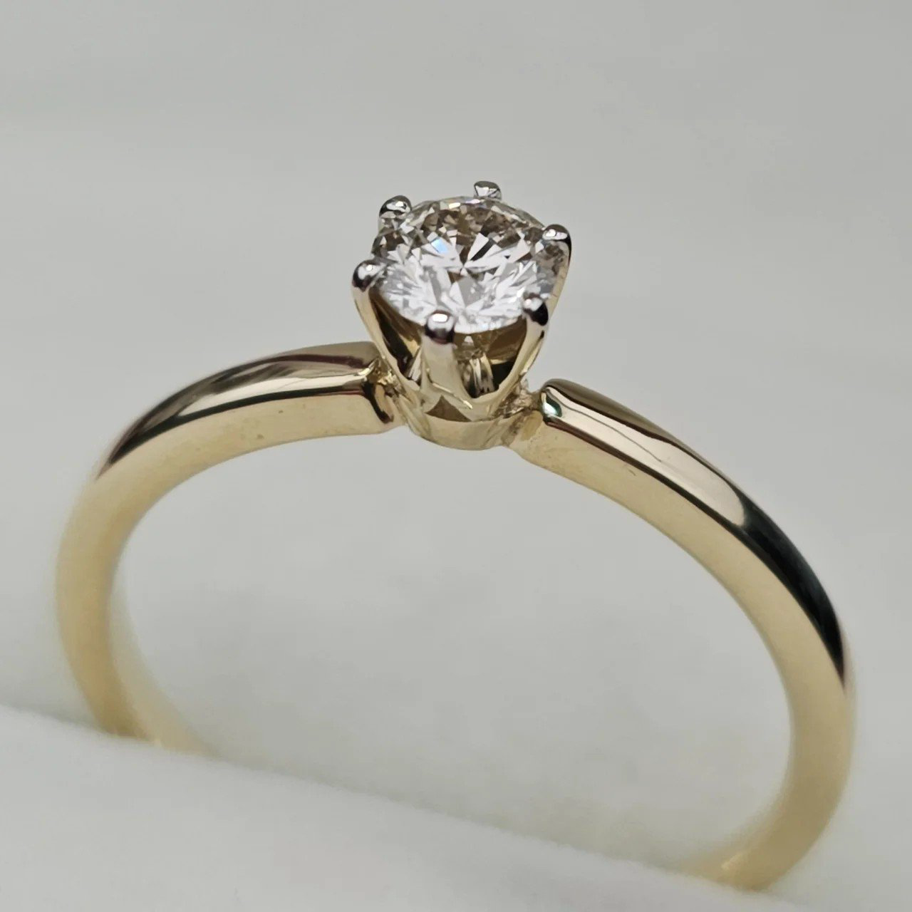 Кольцо Deimantas 106931539 17р 2гр 0,308ct. купить,NaN