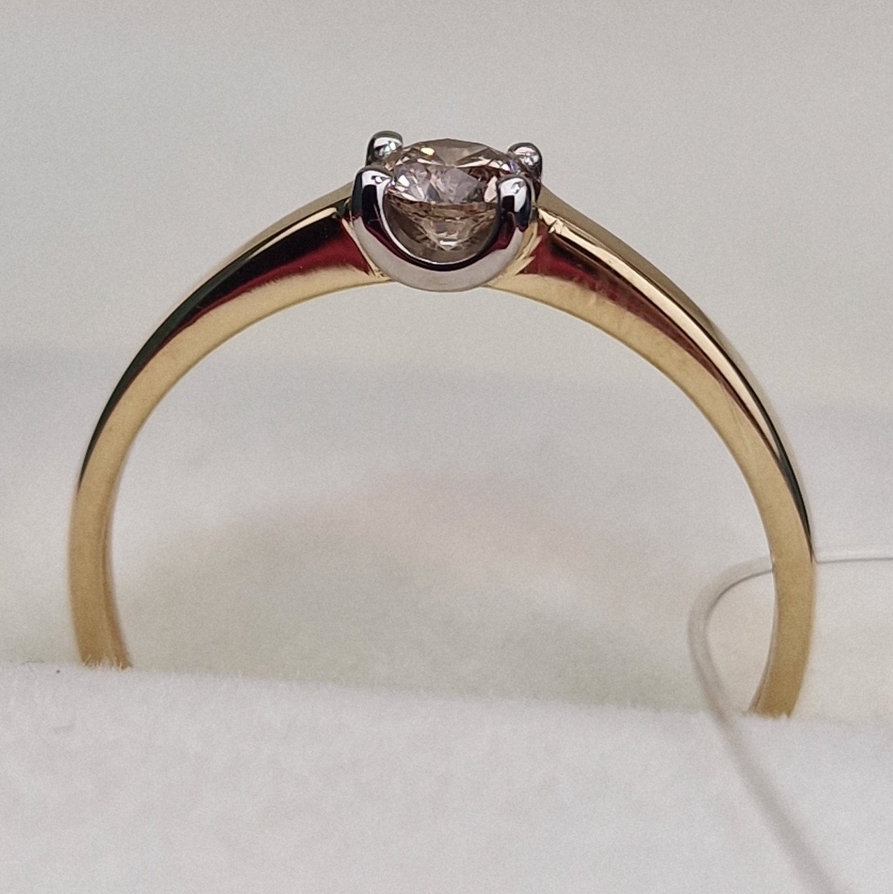Кольцо Deimantas 100068035 16,5р 1,17гр 0,234ct. купить,NaN