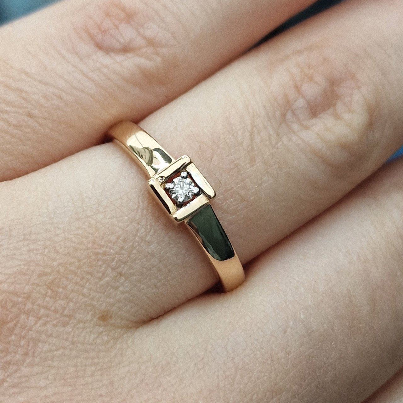 Кольцо Deimantas 100067985 18р 2,05гр 0,06ct. купить,NaN