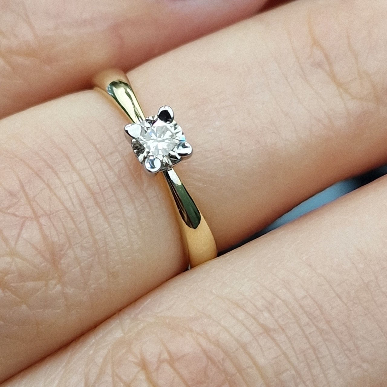 Кольцо Deimantas 100358665 15р 0,86гр 0,185ct. купить,NaN