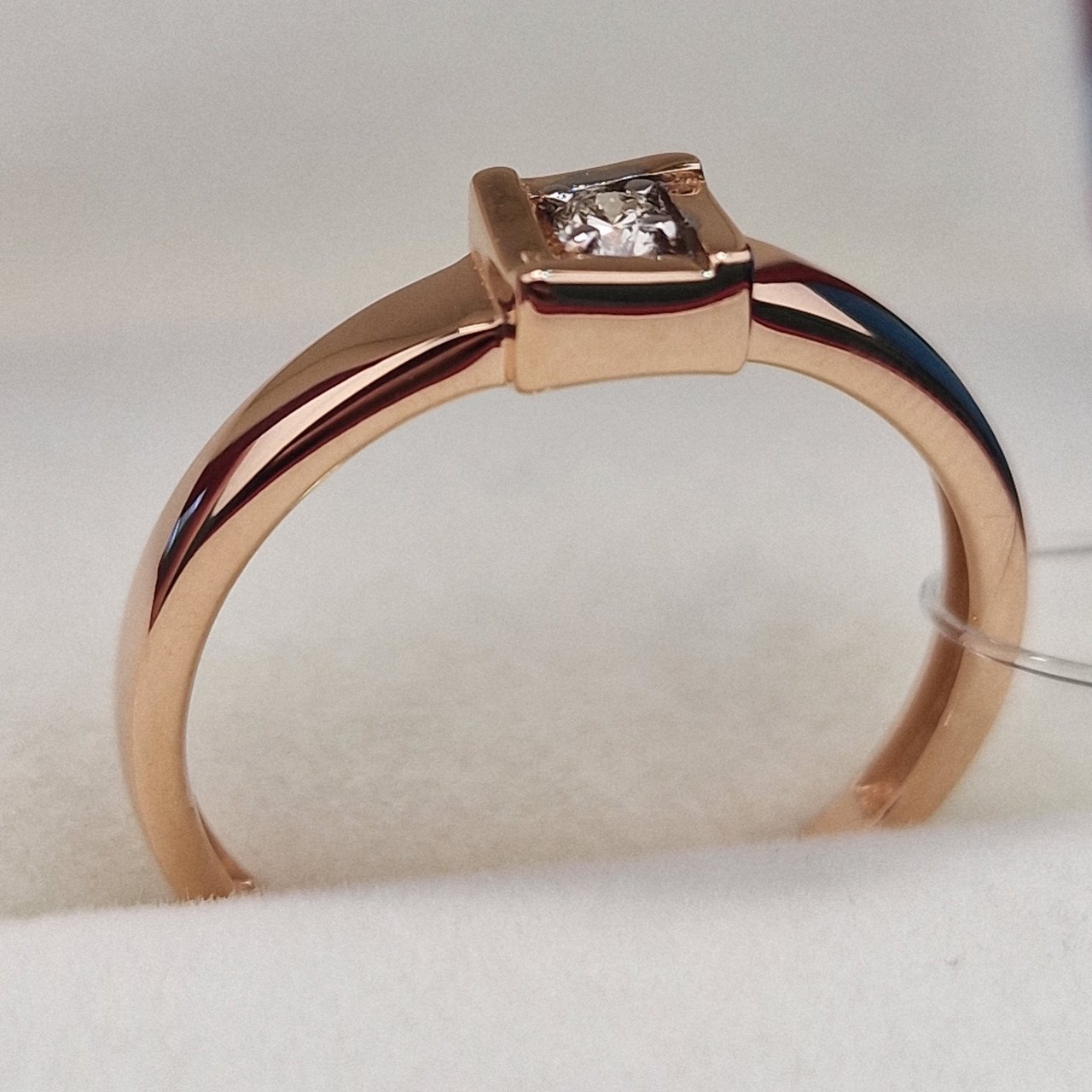 Кольцо Deimantas 100067985 18р 2,05гр 0,06ct. купить,NaN