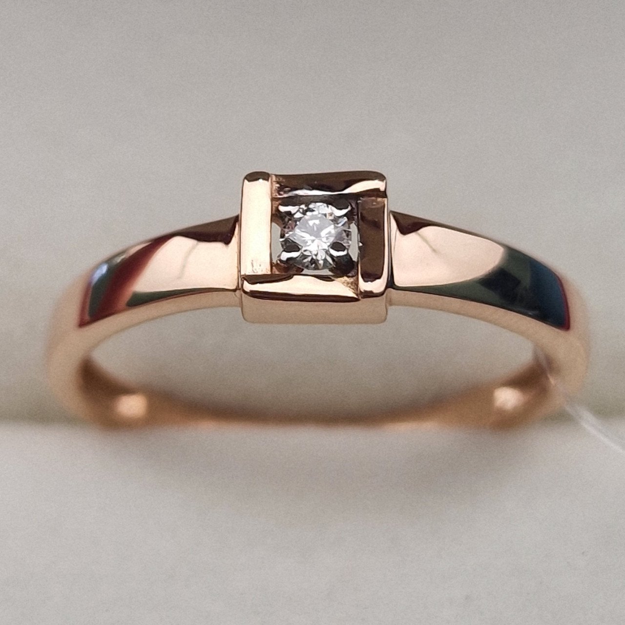 Кольцо Deimantas 100067985 18р 2,05гр 0,06ct. купить,NaN