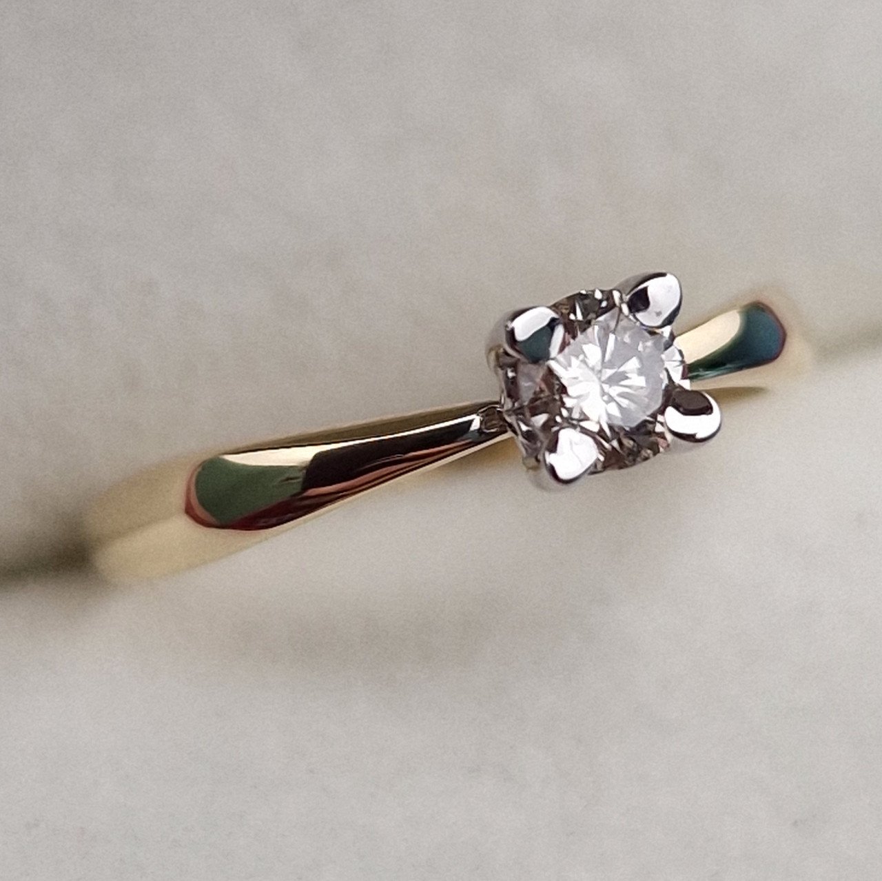 Кольцо Deimantas 100358665 15р 0,86гр 0,185ct. купить,NaN