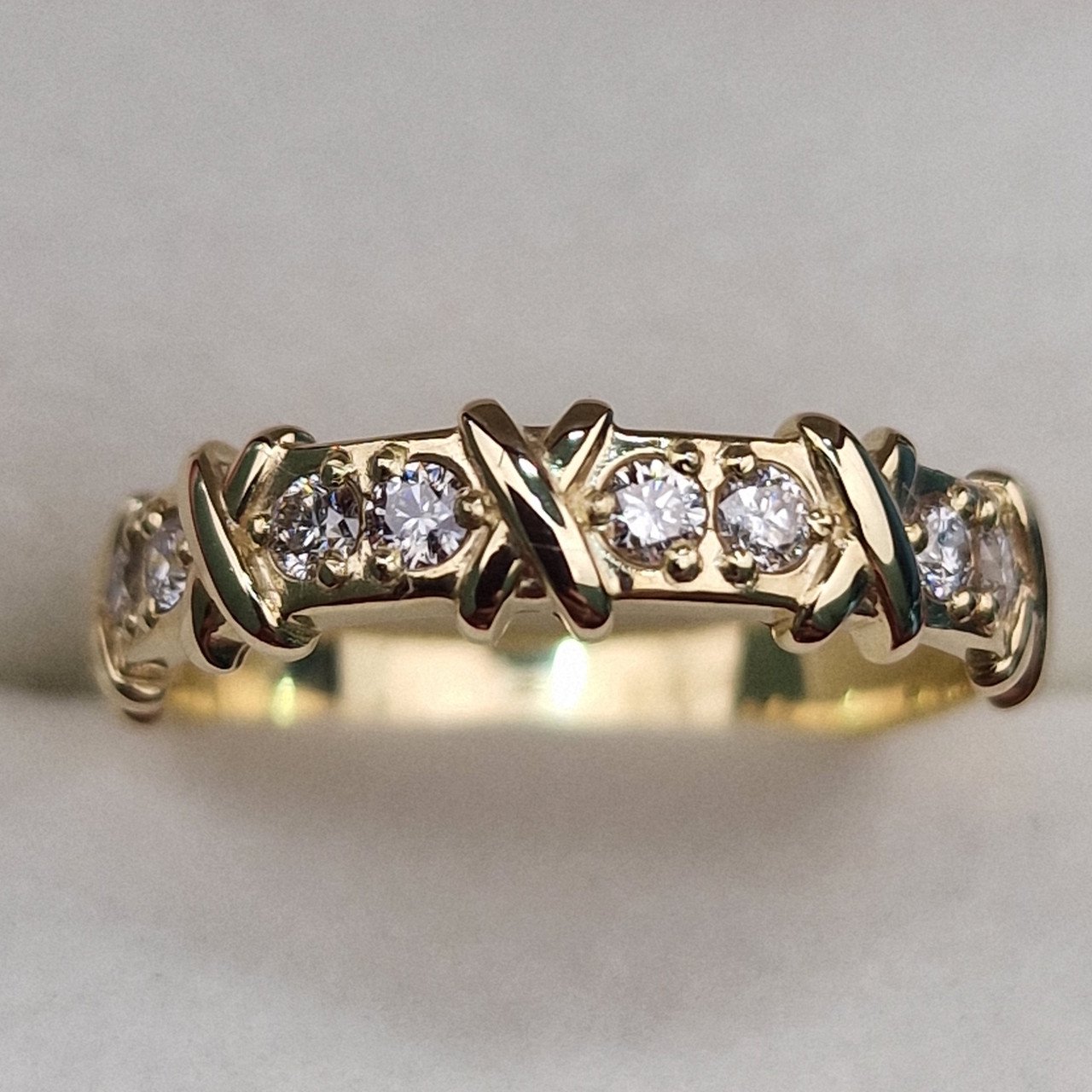 Кольцо Deimantas 100358701 17р 2,32гр 0,26ct. купить,NaN