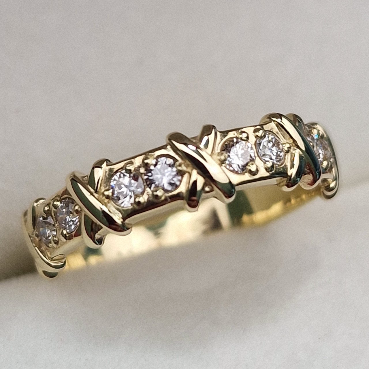 Кольцо Deimantas 100358701 17р 2,32гр 0,26ct. купить,NaN