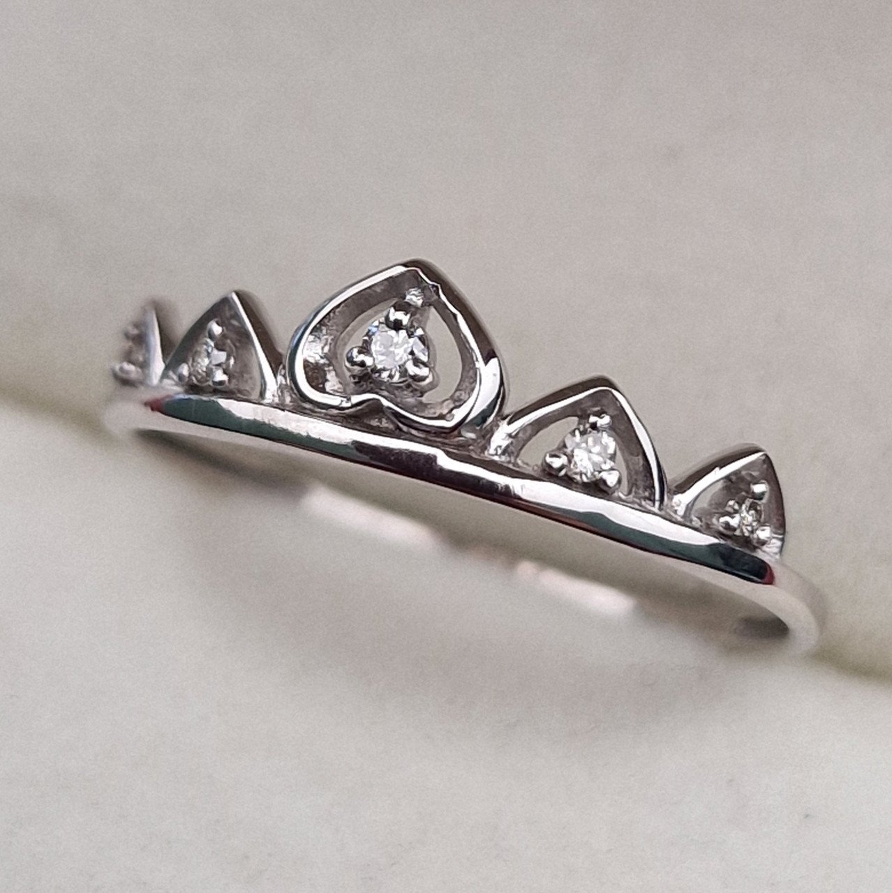 Кольцо Deimantas 100358744 16,5р 0,92гр 0,040ct. купить,NaN