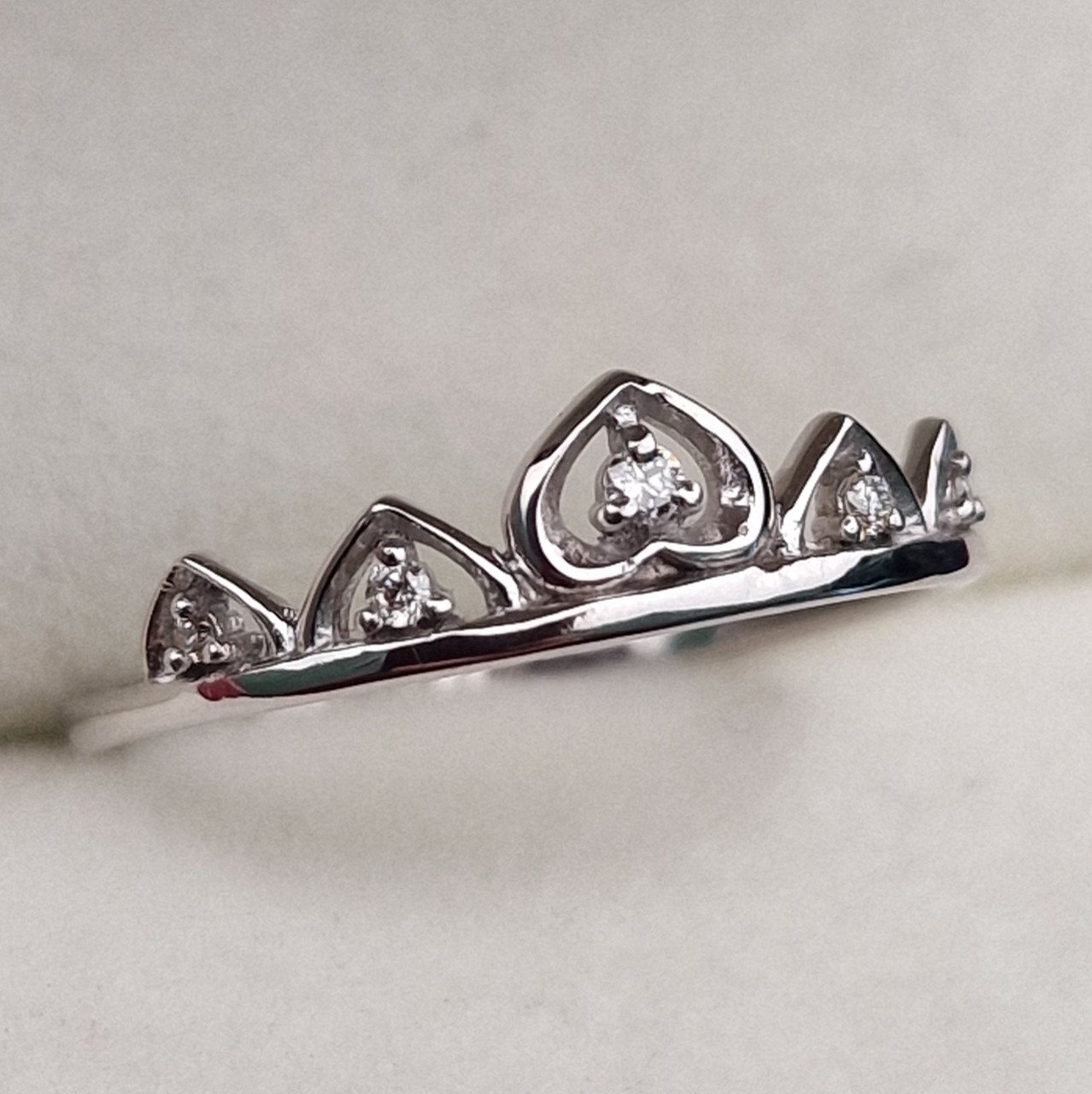 Кольцо Deimantas 100358744 16,5р 0,92гр 0,040ct. купить,NaN