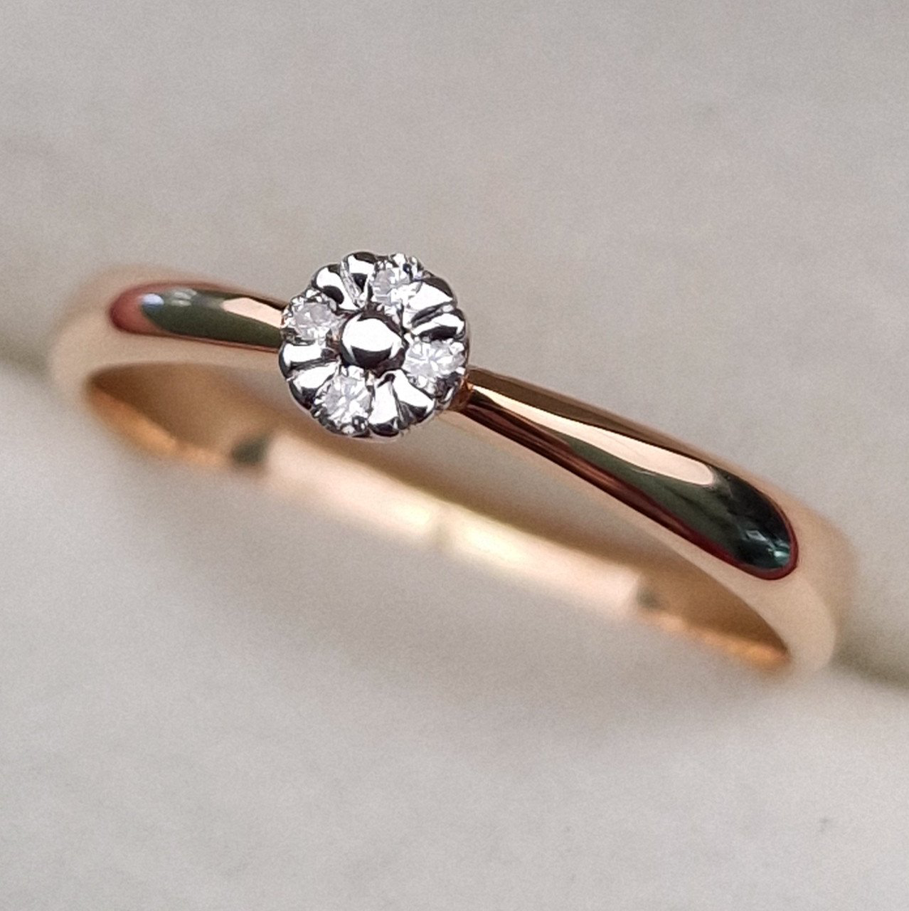 Кольцо Deimantas 100358752 17р 1.81гр 0,051ct. купить,NaN