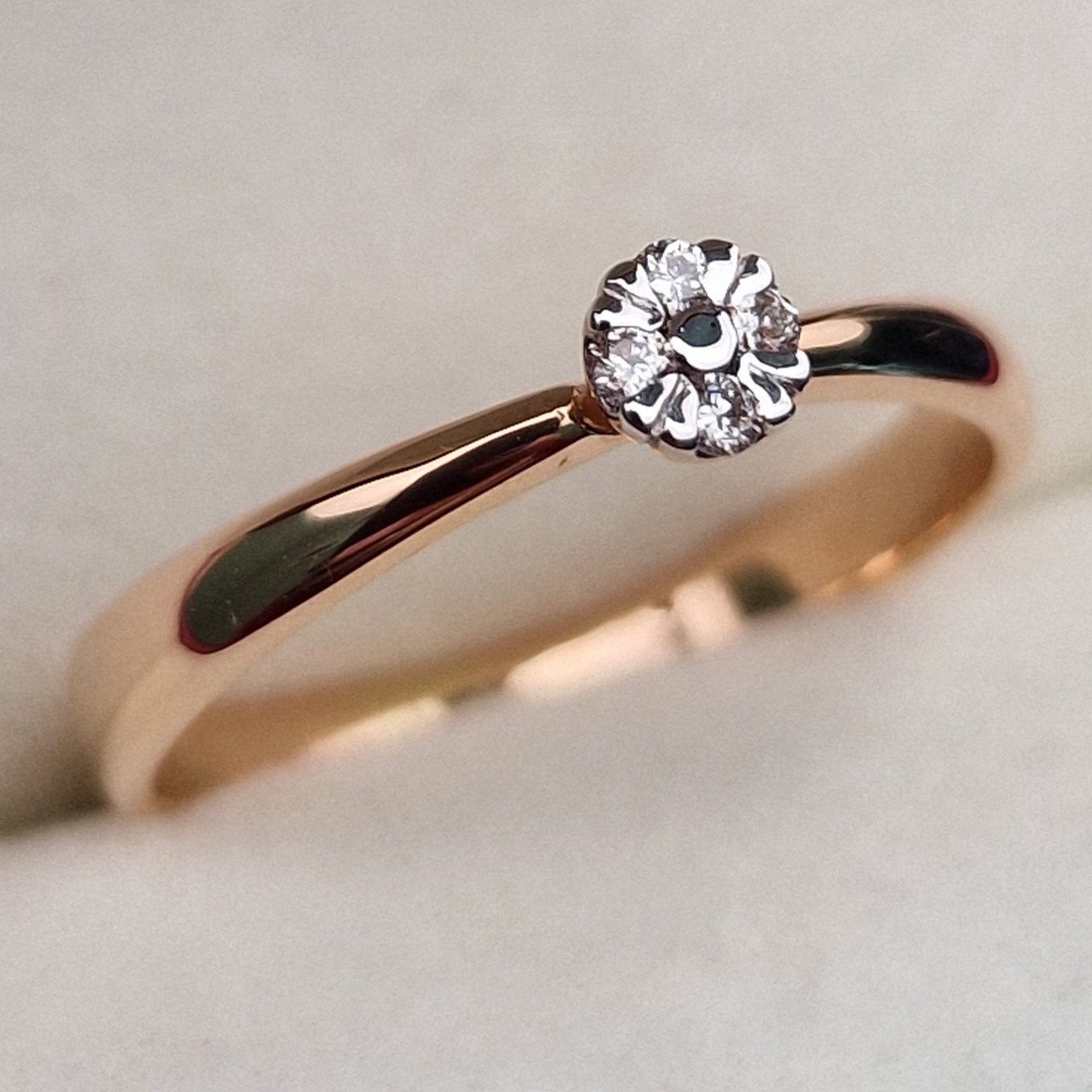 Кольцо Deimantas 100358752 17р 1.81гр 0,051ct. купить,NaN