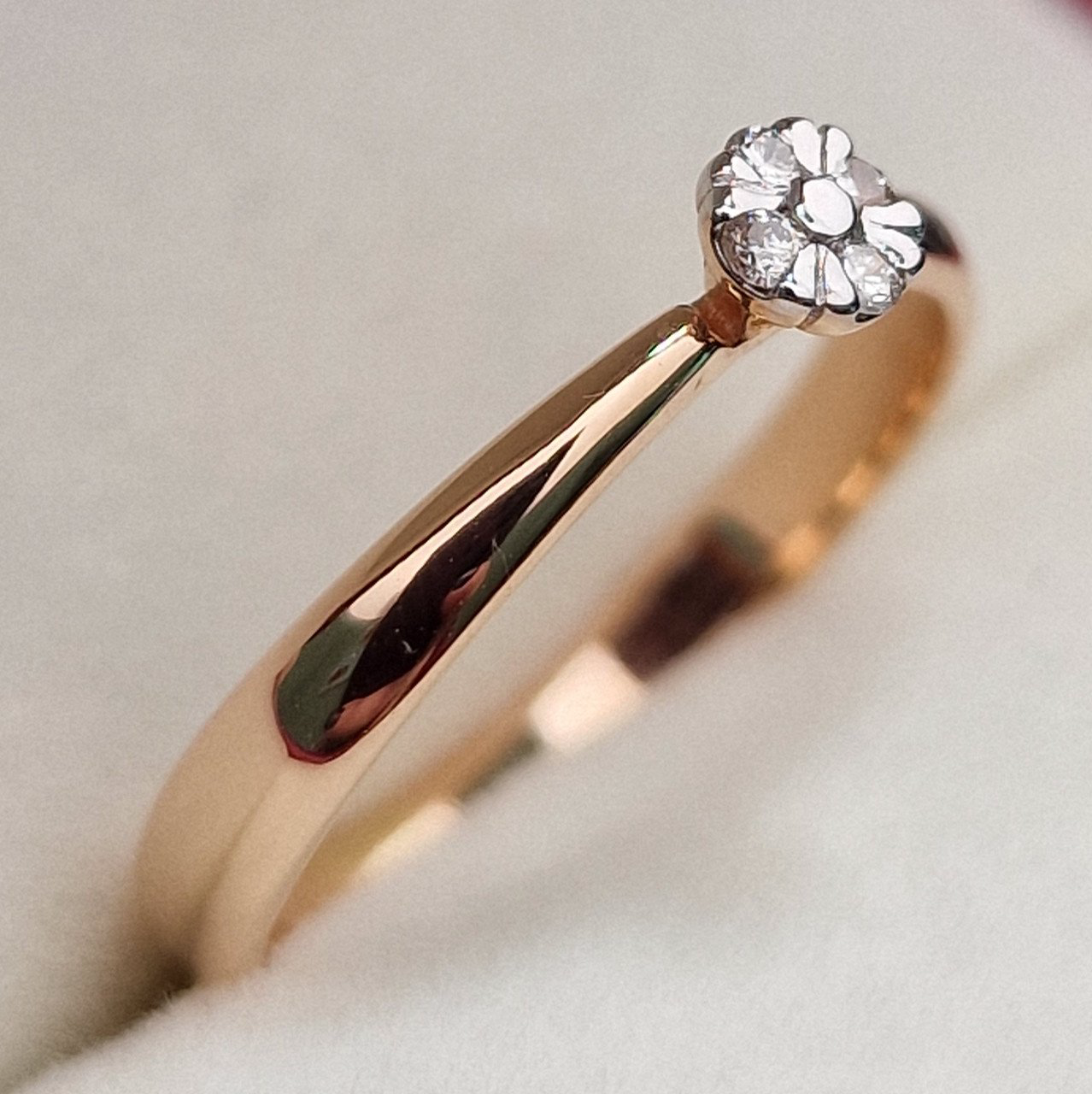 Кольцо Deimantas 100358752 17р 1.81гр 0,051ct. купить,NaN