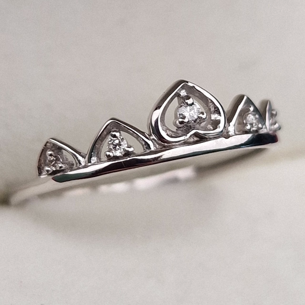 Кольцо Deimantas 100358744 16,5р 0,92гр 0,040ct. купить,NaN