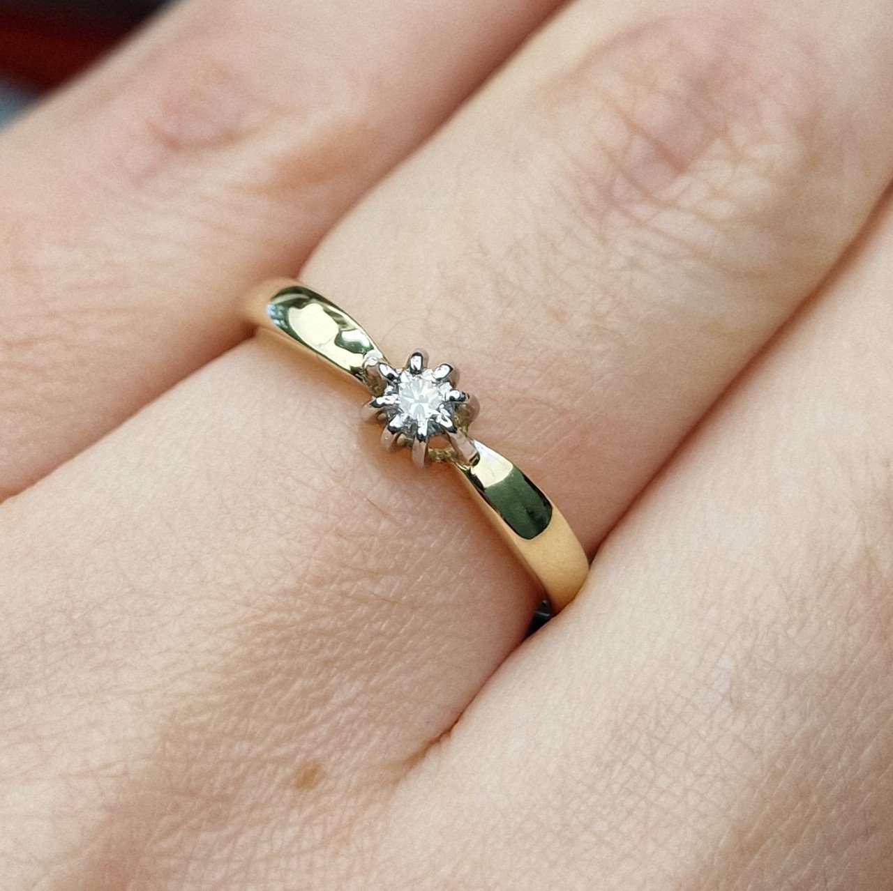 Кольцо Deimantas 100358756 16р 1,42гр 0,076ct. купить,NaN