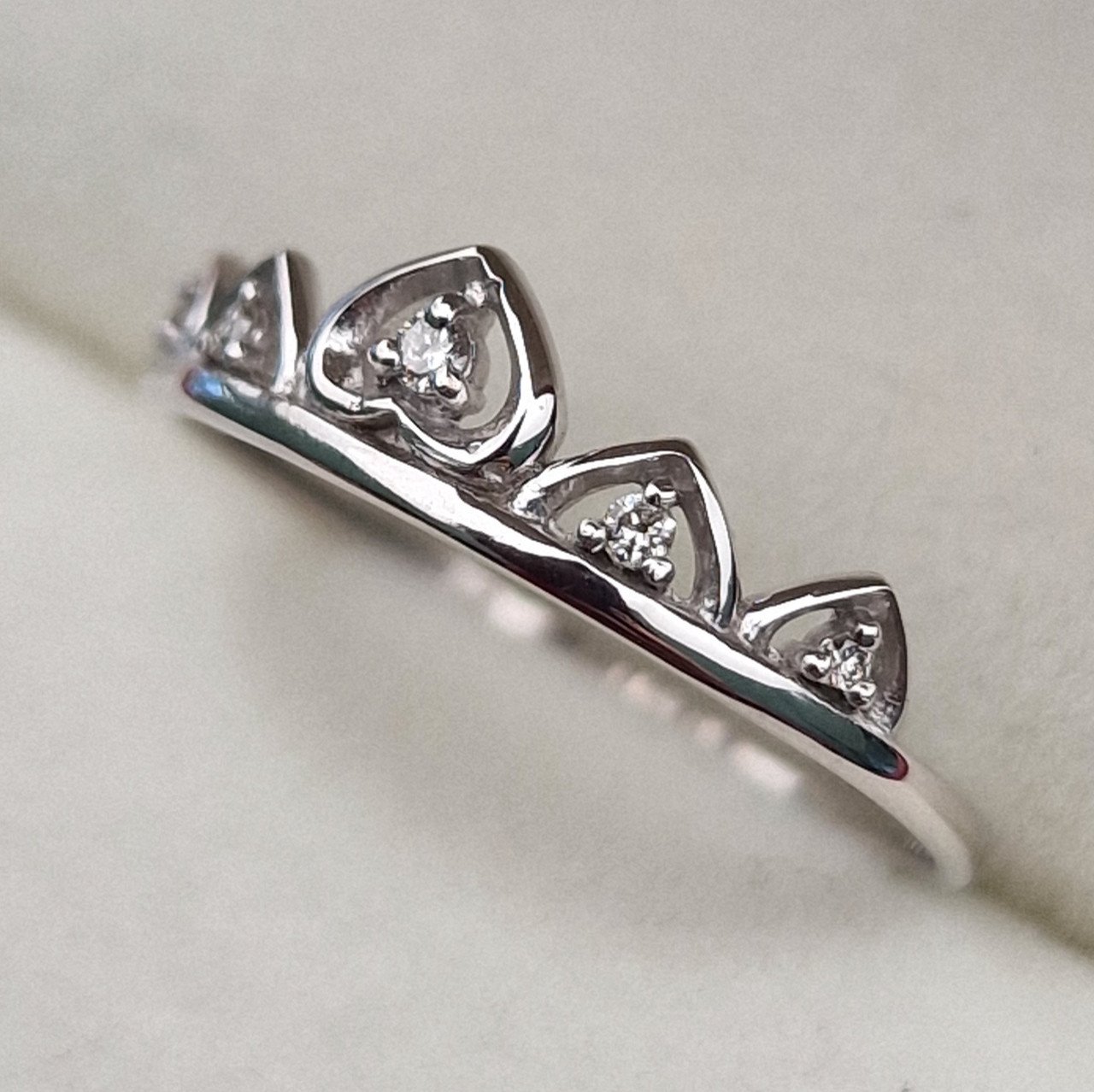 Кольцо Deimantas 100358744 16,5р 0,92гр 0,040ct. купить,NaN
