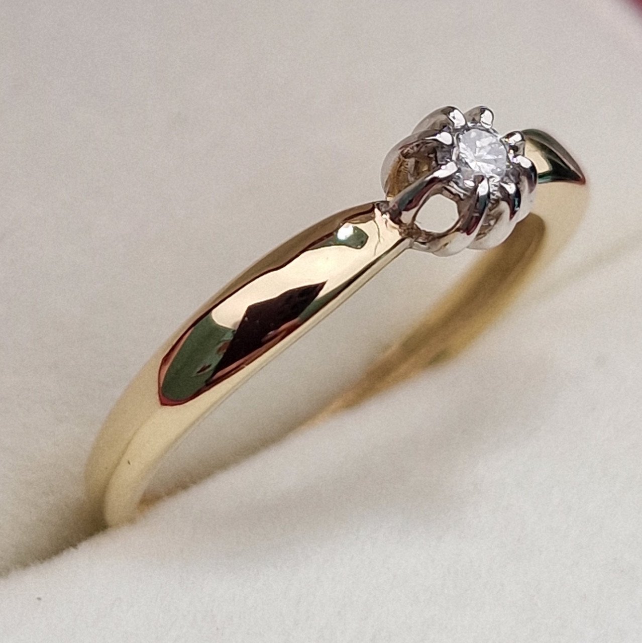 Кольцо Deimantas 100358756 16р 1,42гр 0,076ct. купить,NaN