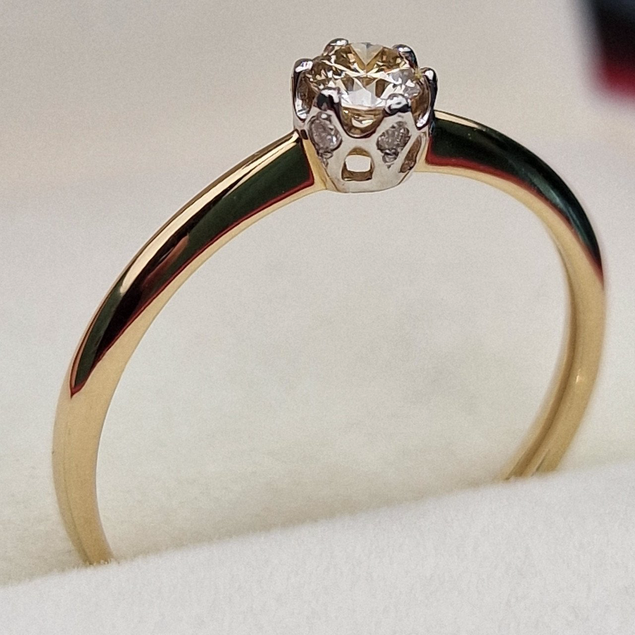 Кольцо Deimantas 100358730 16,5р 1,26гр 0,254ct. купить,NaN