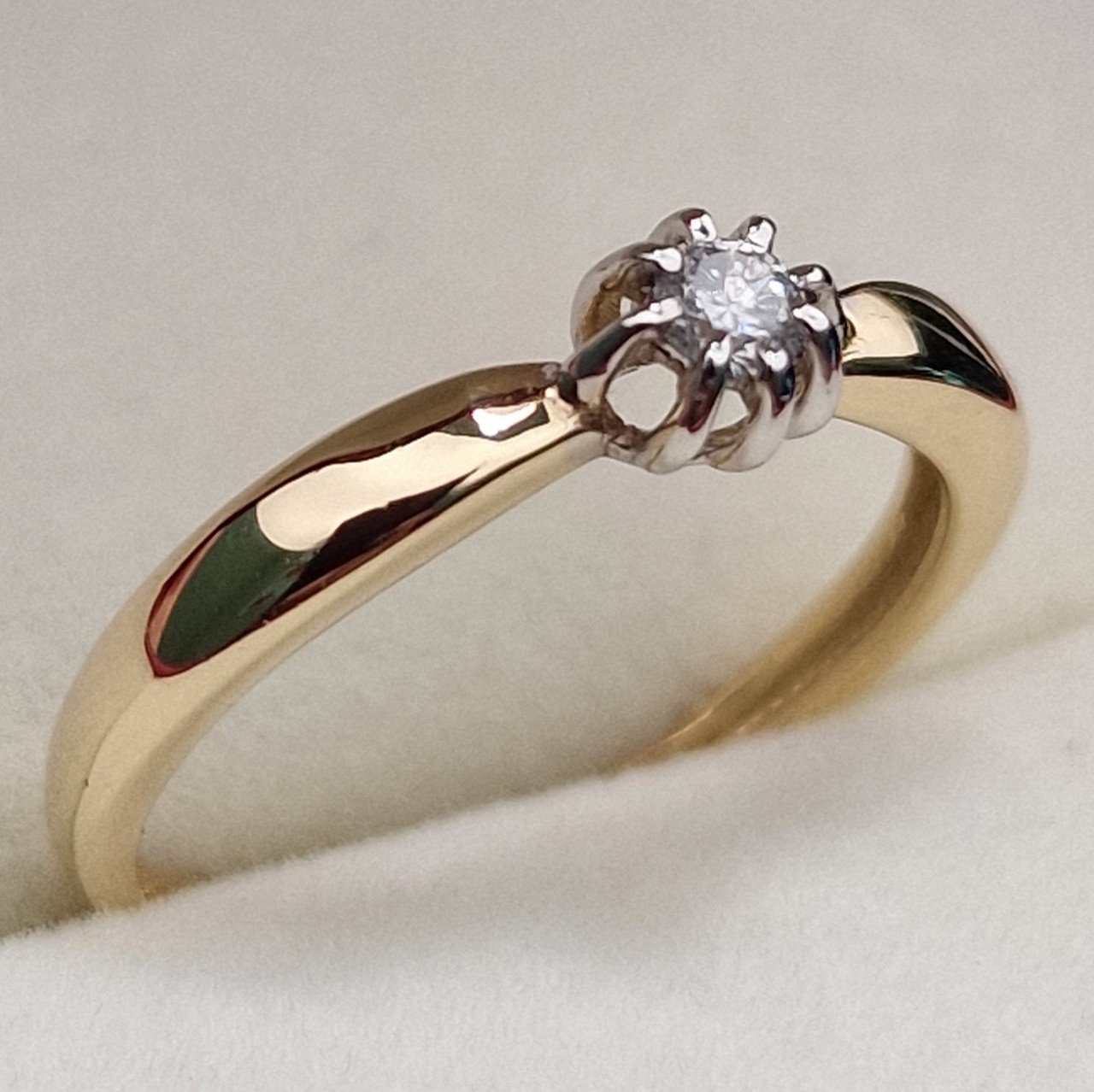 Кольцо Deimantas 100358756 16р 1,42гр 0,076ct. купить,NaN