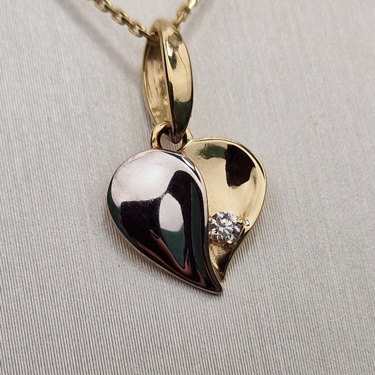 Кулон Deimantas 100358769 0,7гр 0,033ct. купить,NaN
