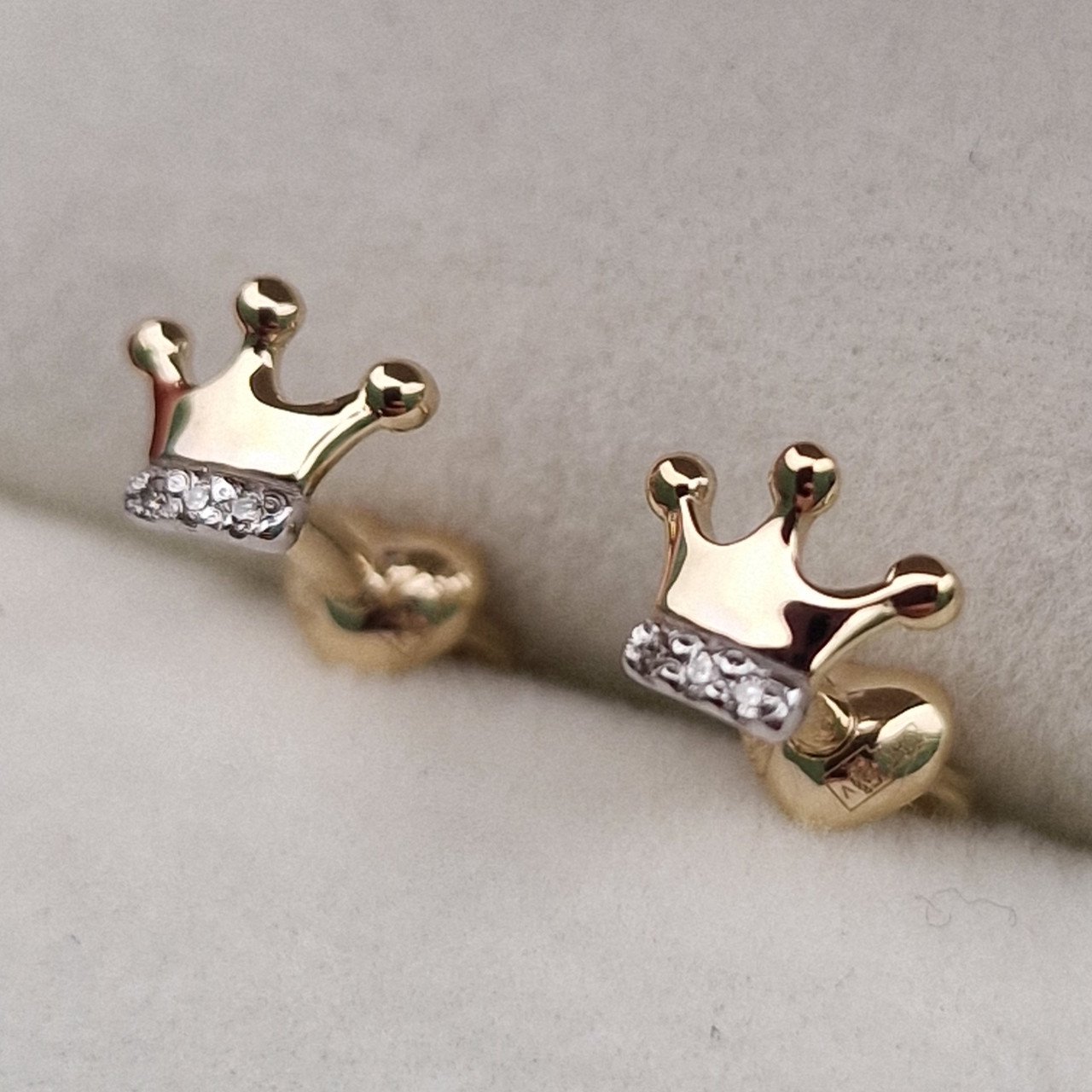 Серьги Deimantas 100358831 0,86гр 0,006ct. купить,NaN