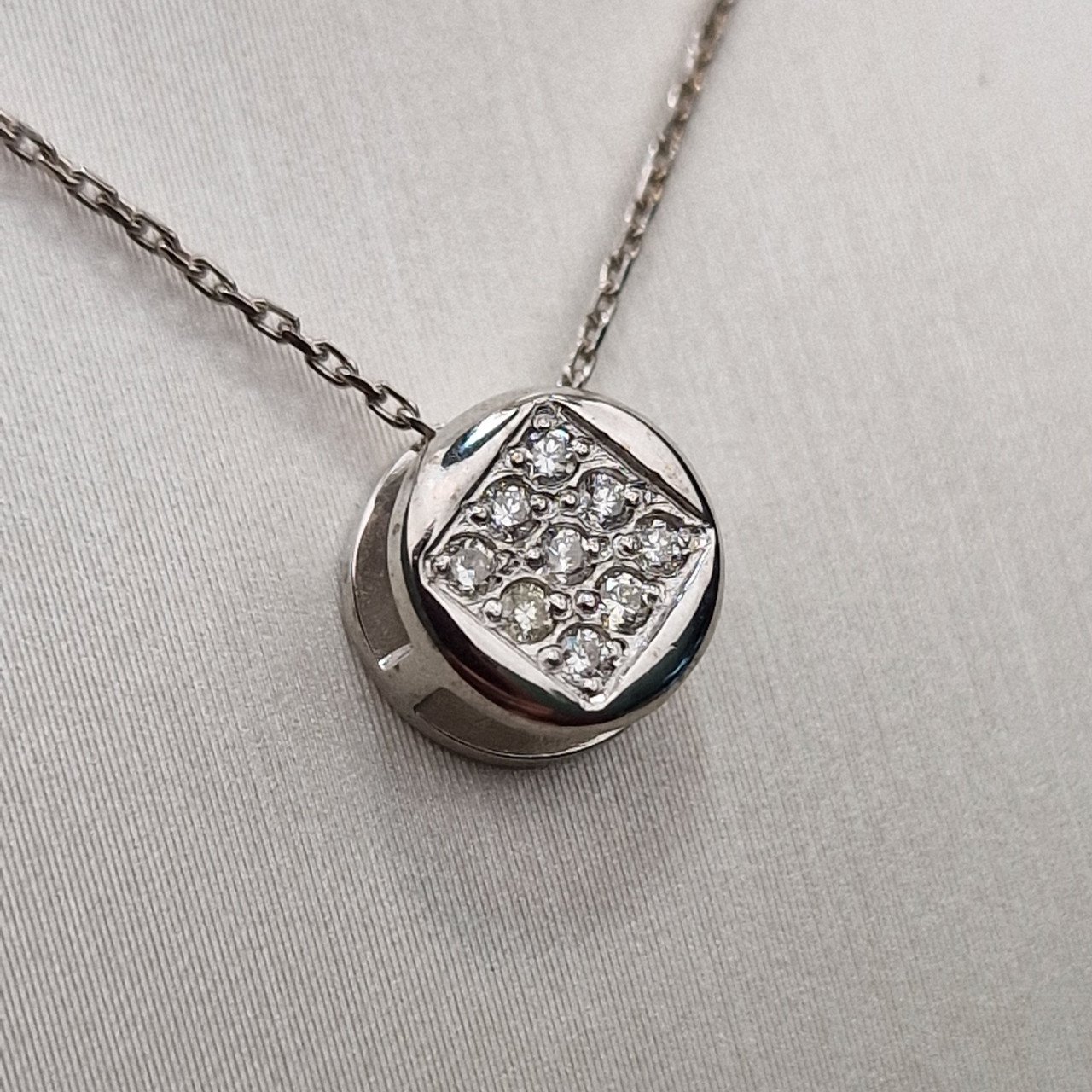 Кулон Deimantas 100358793 0.76гр 0,072ct. купить,NaN
