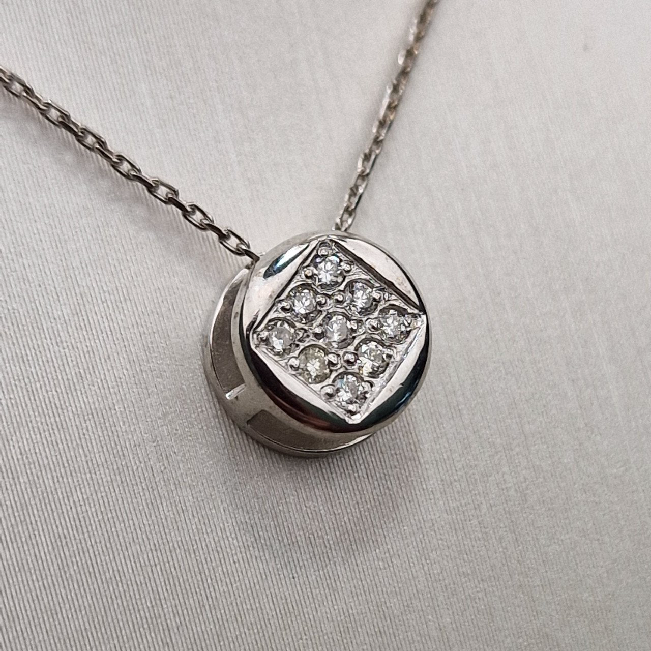 Кулон Deimantas 100358793 0.76гр 0,072ct. купить,NaN