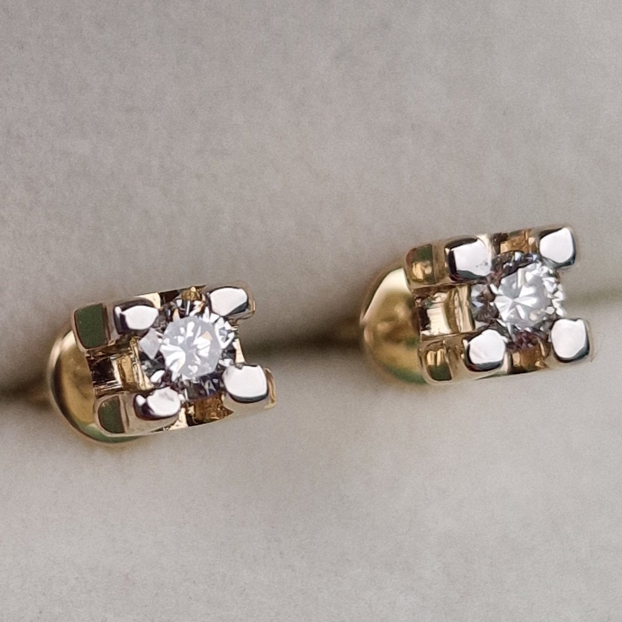 Серьги Deimantas 100358926 2гр 0,0232ct. купить,NaN