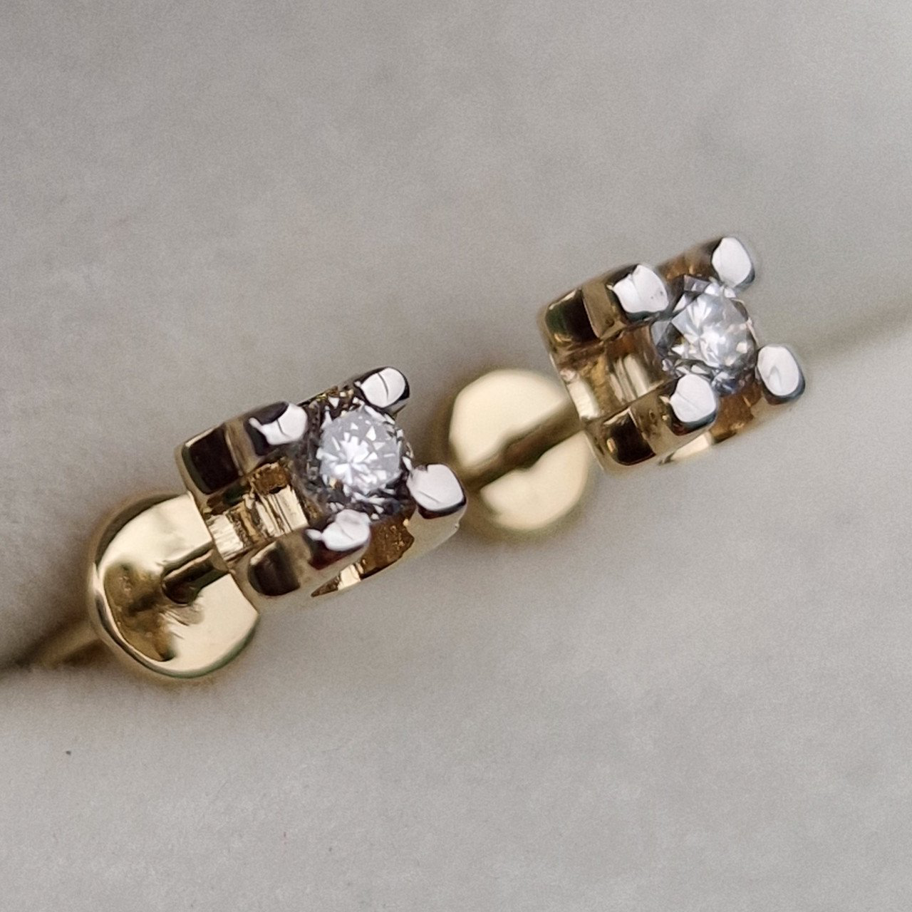 Серьги Deimantas 100358926 2гр 0,0232ct. купить,NaN