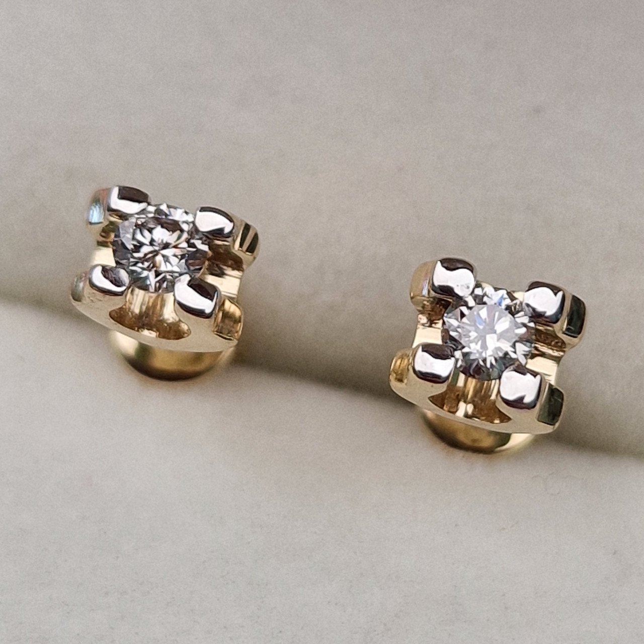 Серьги Deimantas 100358926 2гр 0,0232ct. купить,NaN