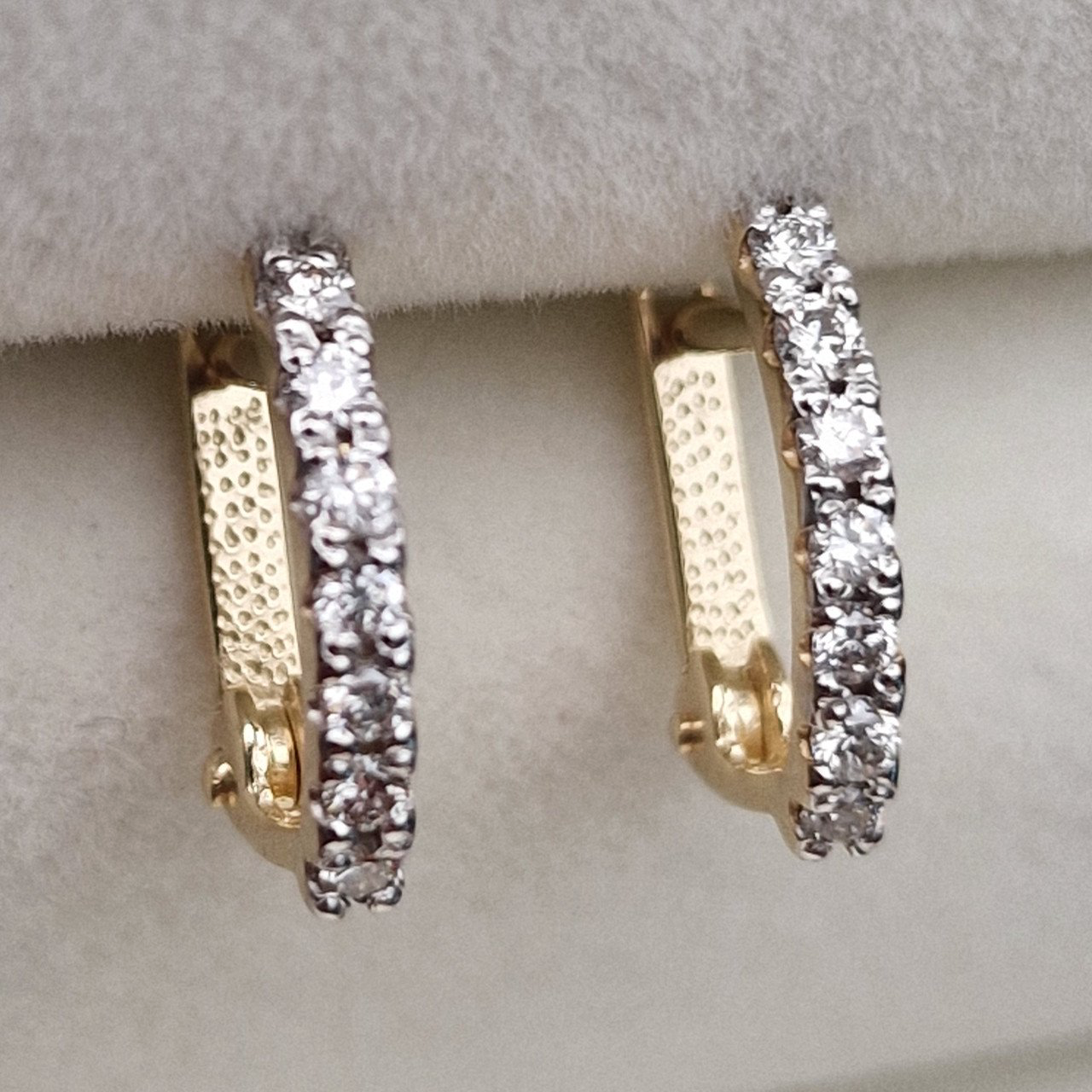 Серьги Deimantas 100358930 1,22гр 0,19ct. купить,NaN