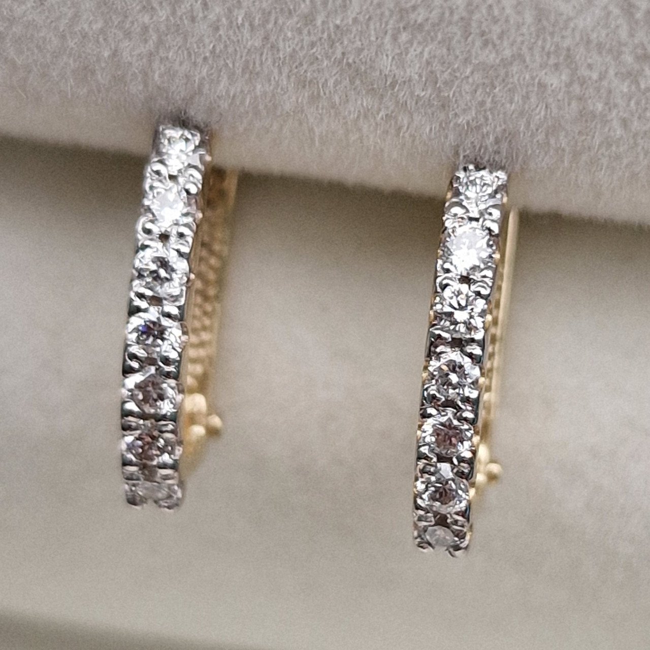Серьги Deimantas 100358930 1,22гр 0,19ct. купить,NaN